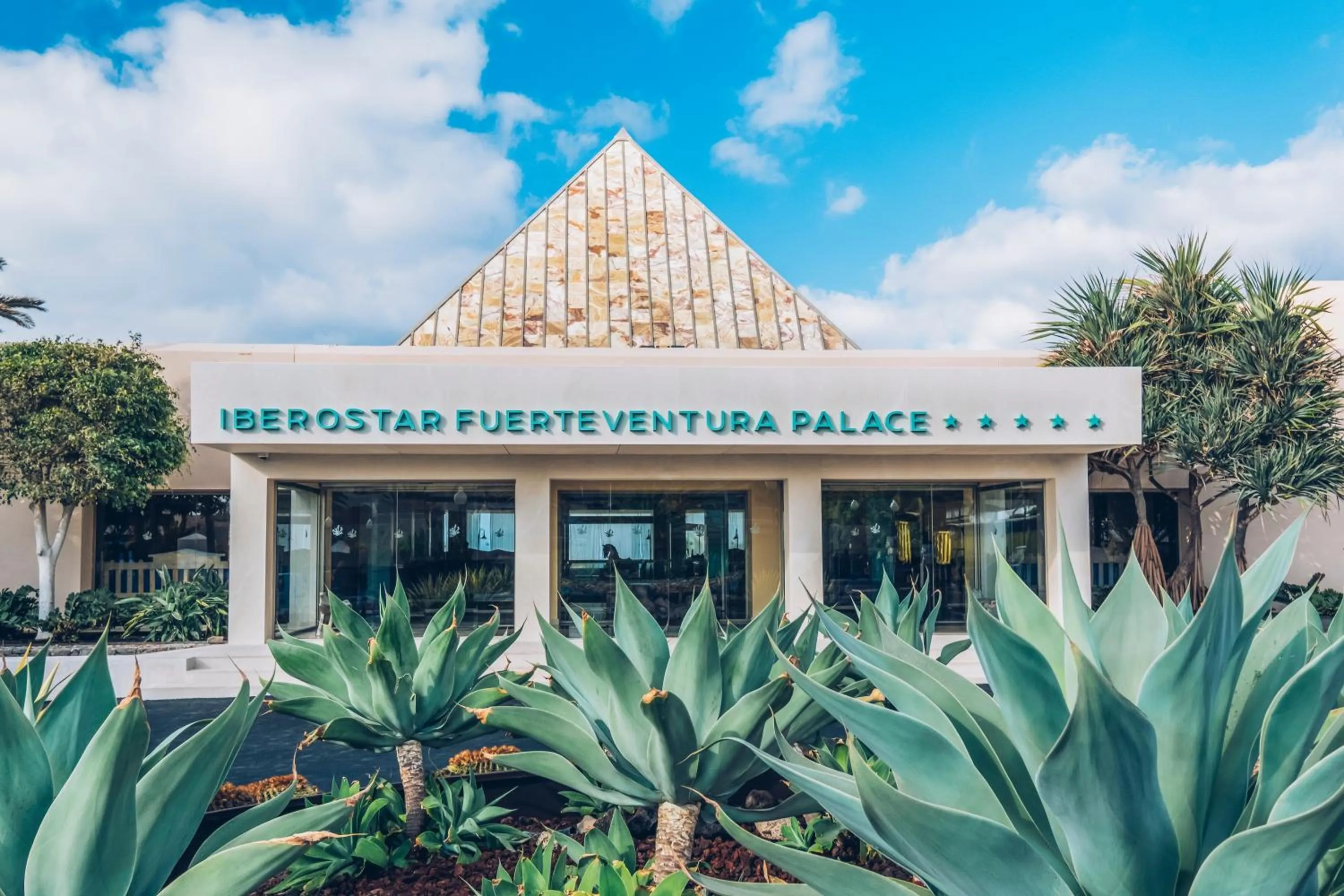 Facade/entrance in Iberostar Selection Fuerteventura Palace