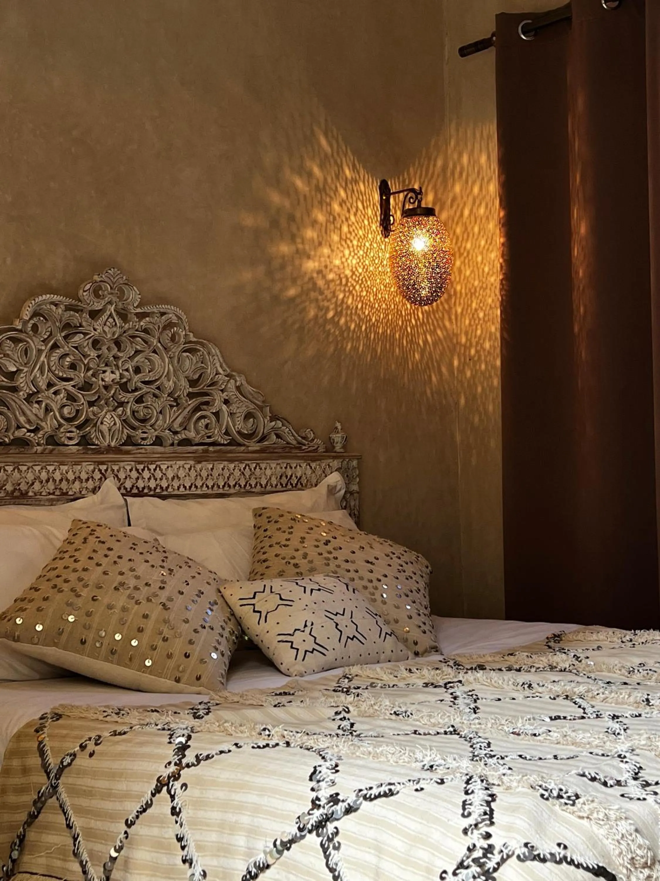 Bedroom, Bed in Riad with 3 Swimming Pools