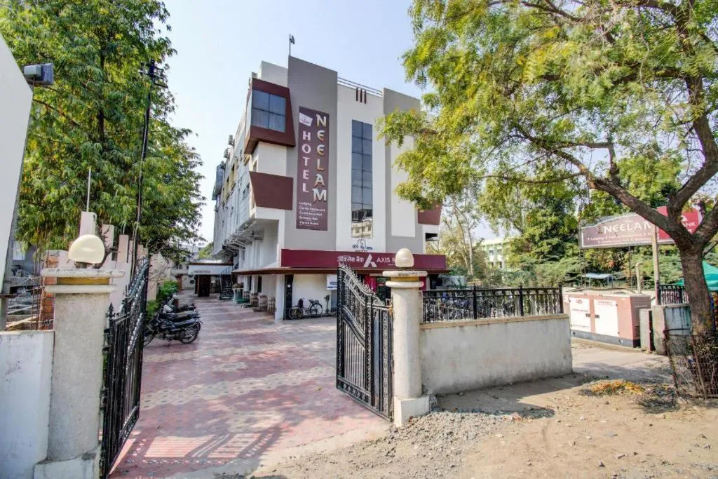 Hotel Neelam