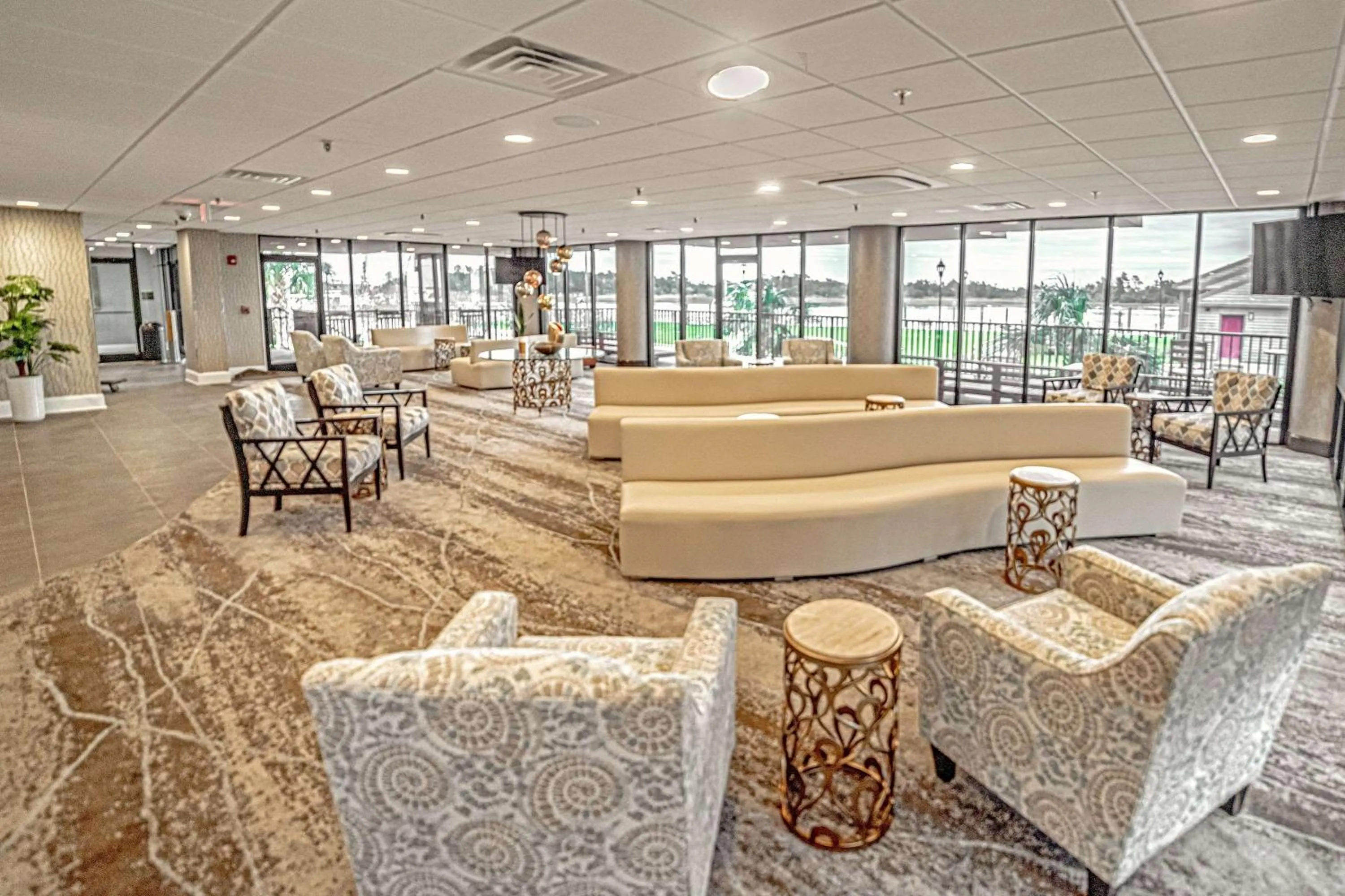 Lobby or reception in Bask Hotel at Big Rock Landing