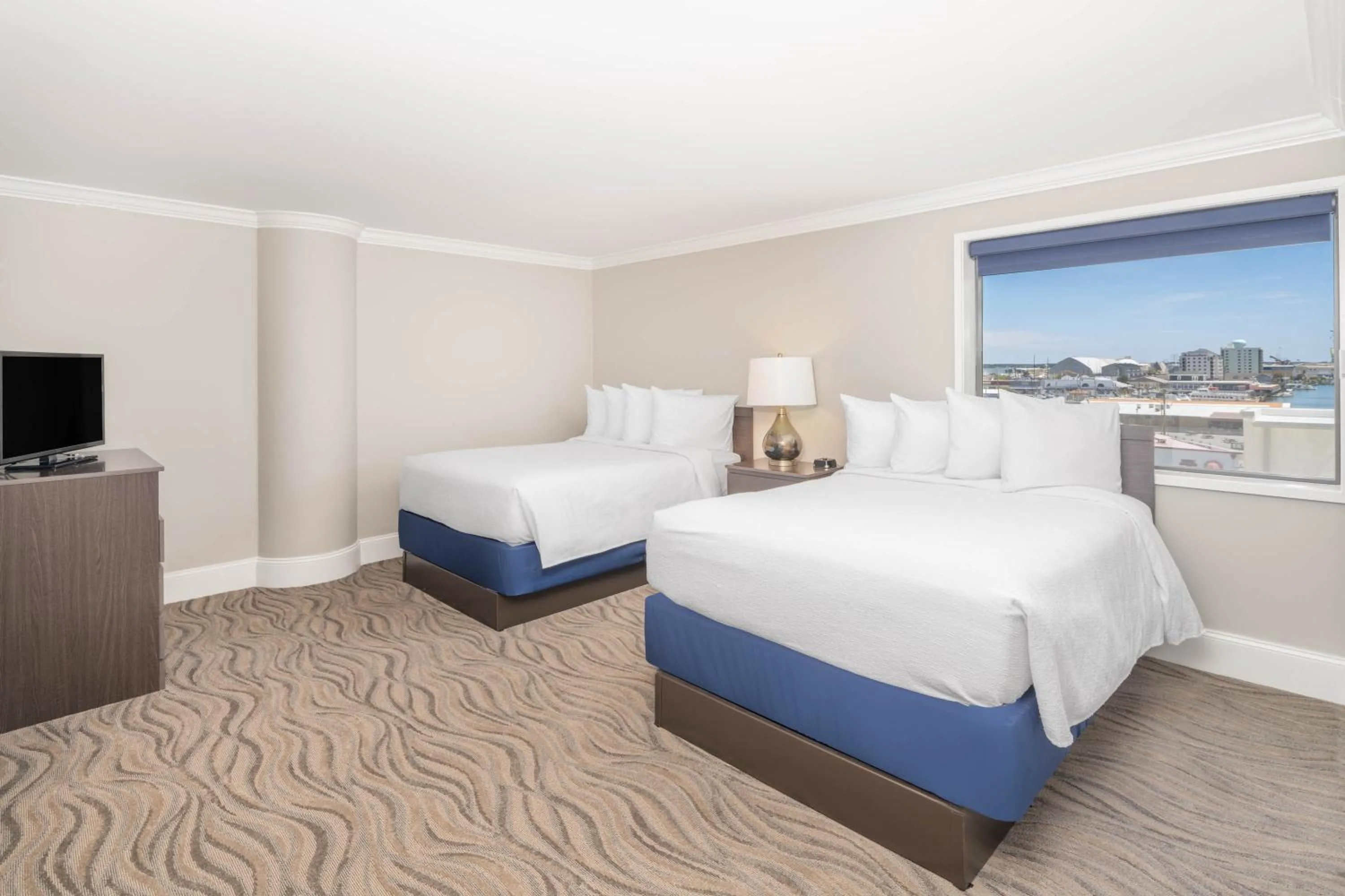 Bedroom, Bed in Bask Hotel at Big Rock Landing