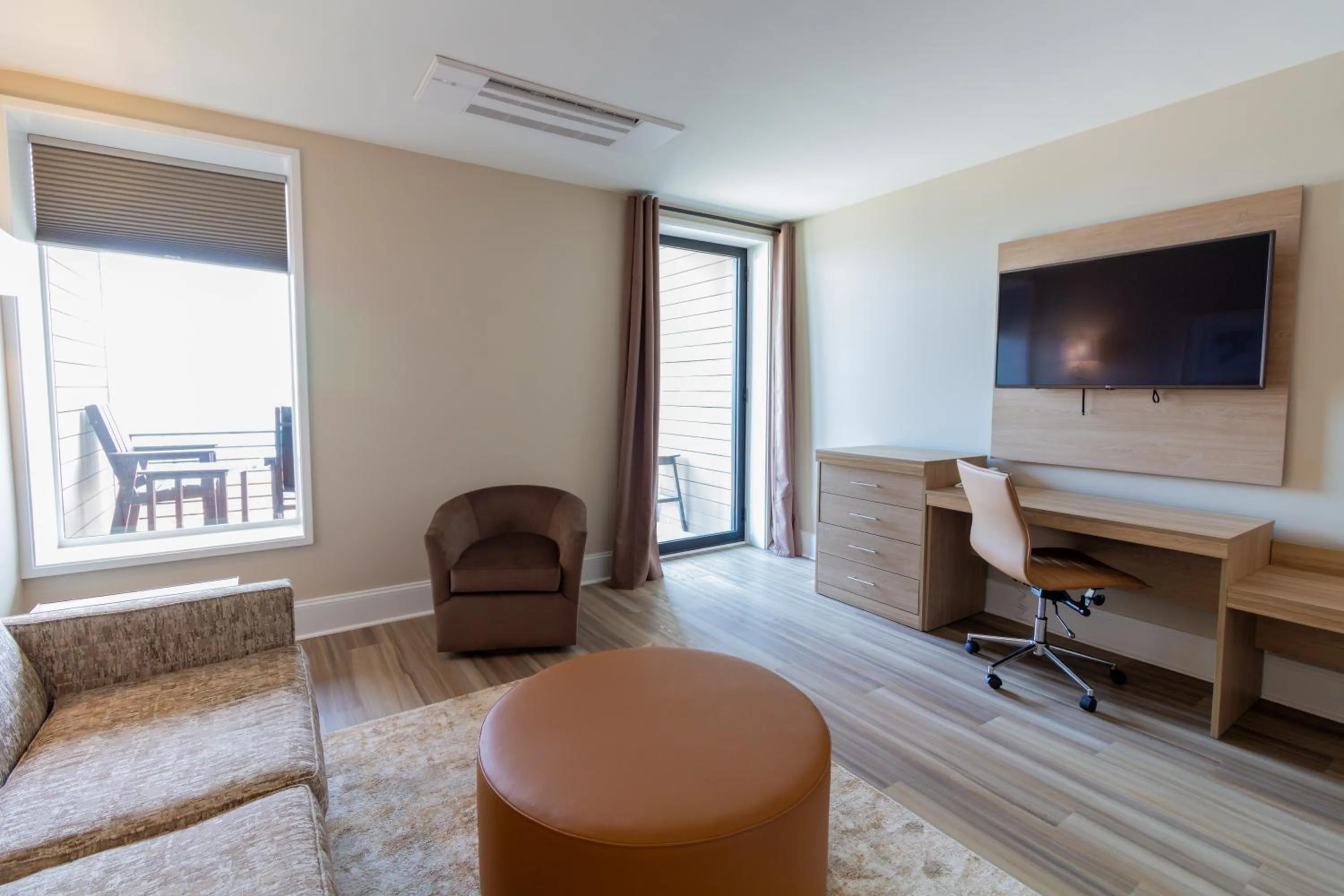 Bask Hotel at Big Rock Landing