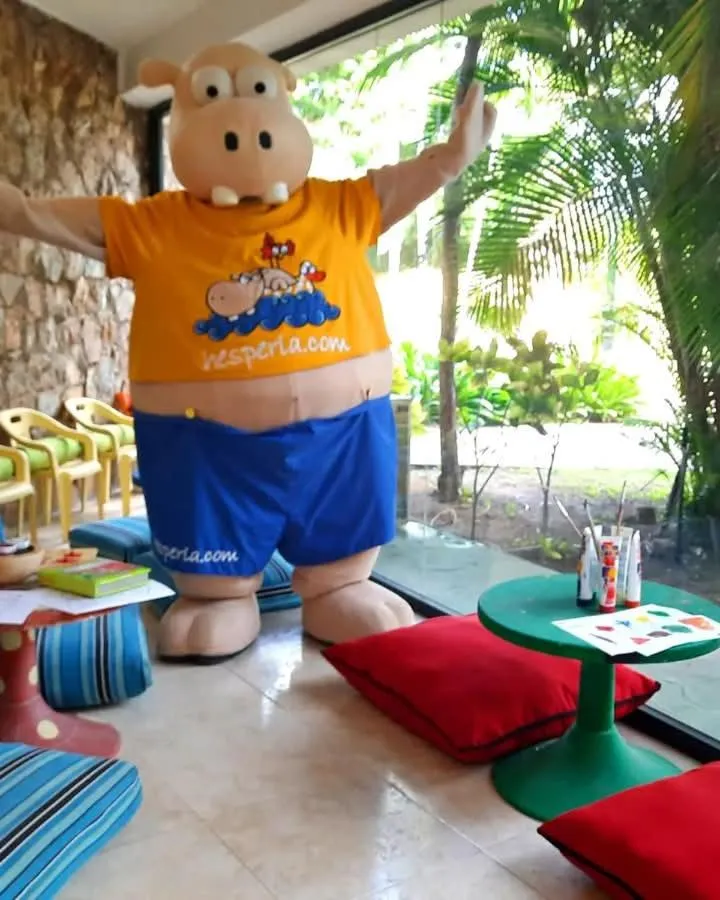 Hesperia Playa el Agua