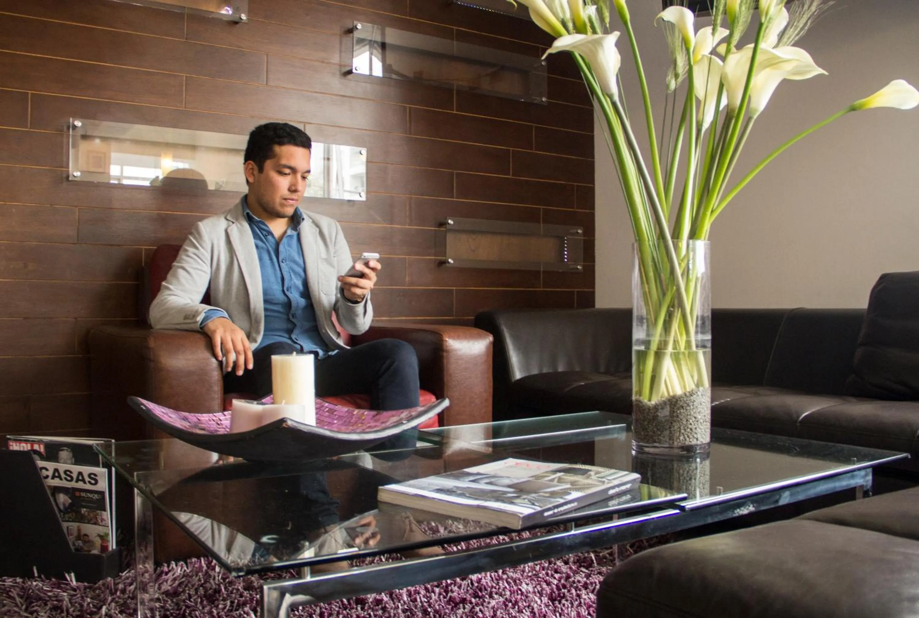 Guests in Hotel Sunqu