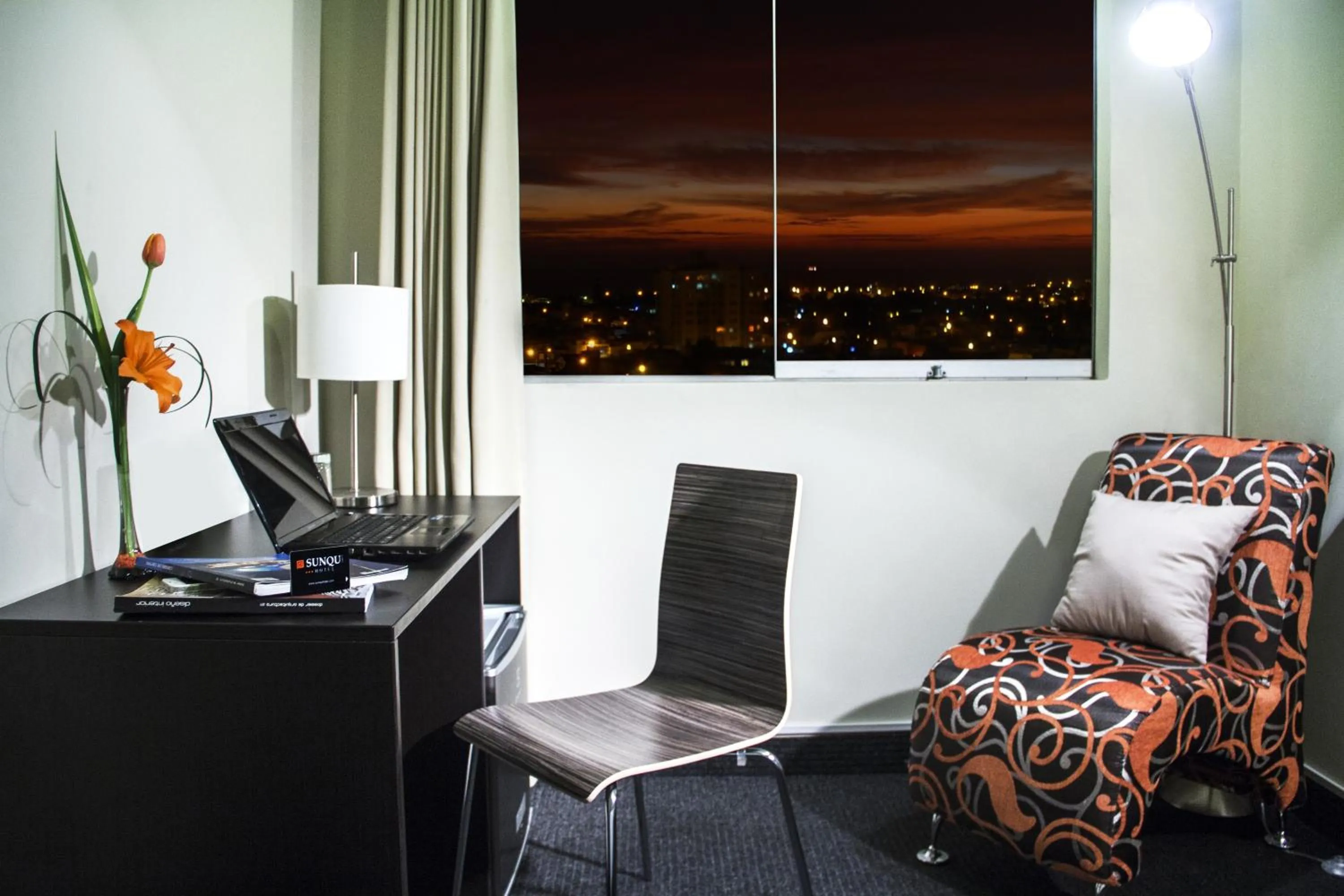 TV and multimedia in Hotel Sunqu