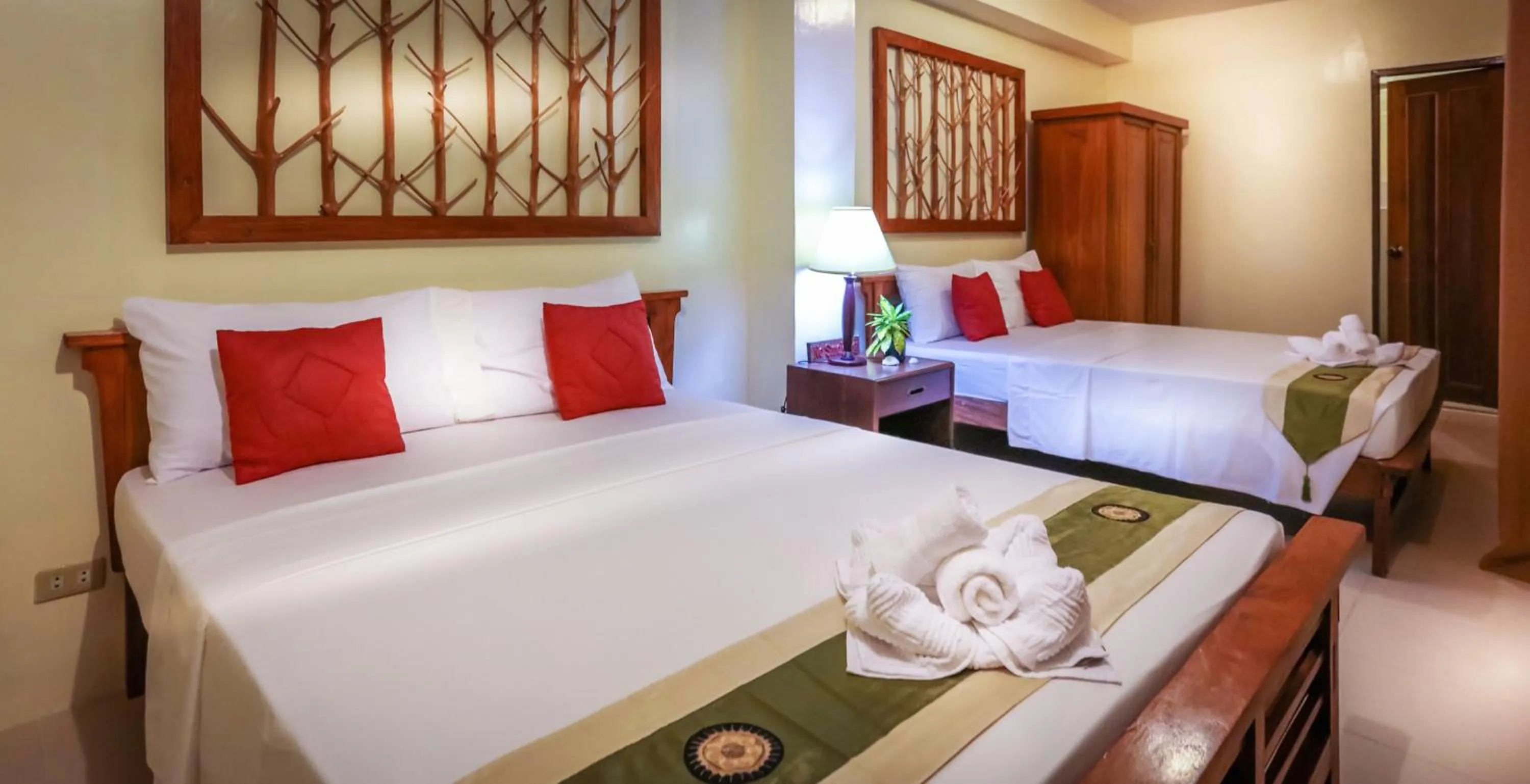 Bed in La Estancia Busuanga