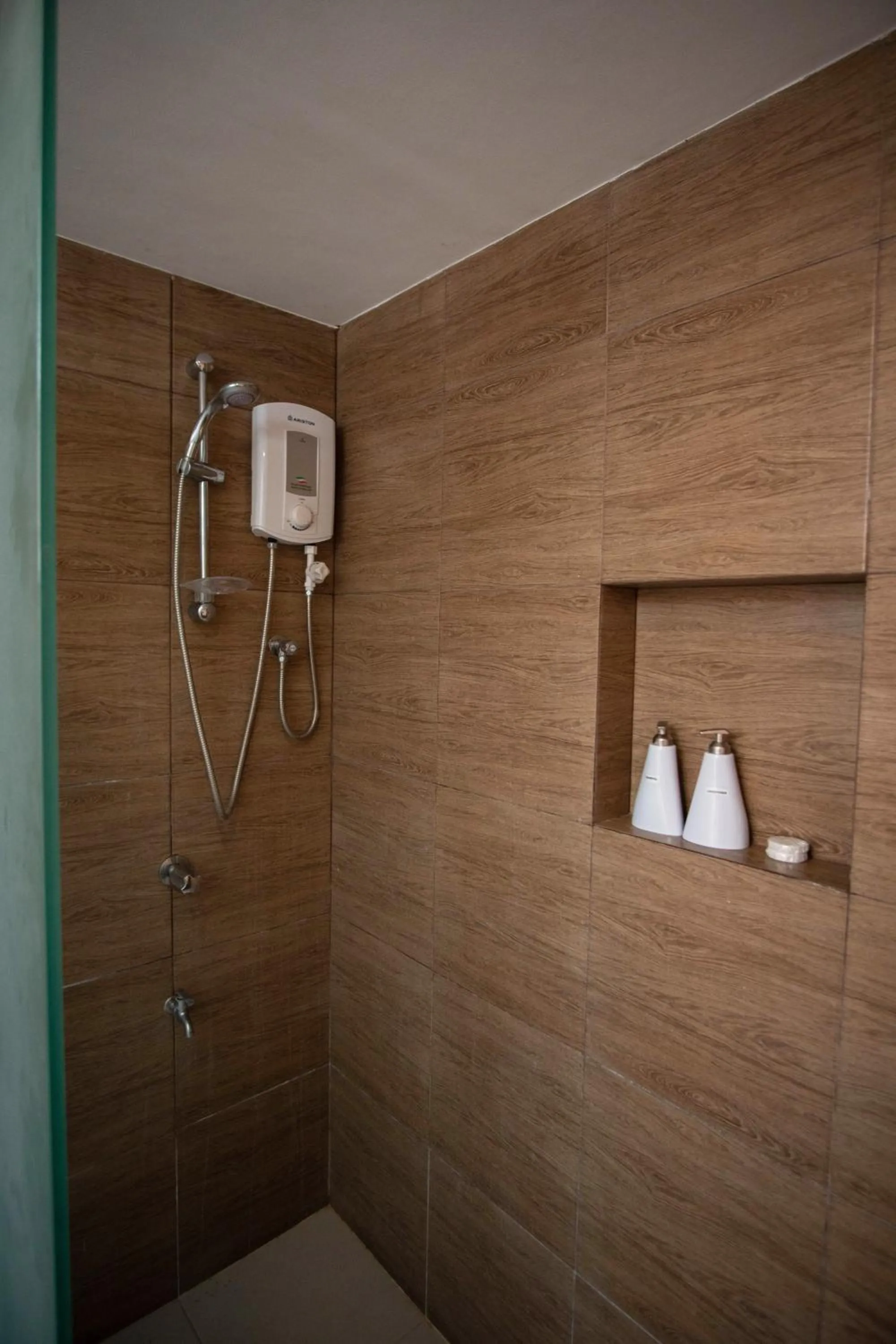 Shower in La Estancia Busuanga