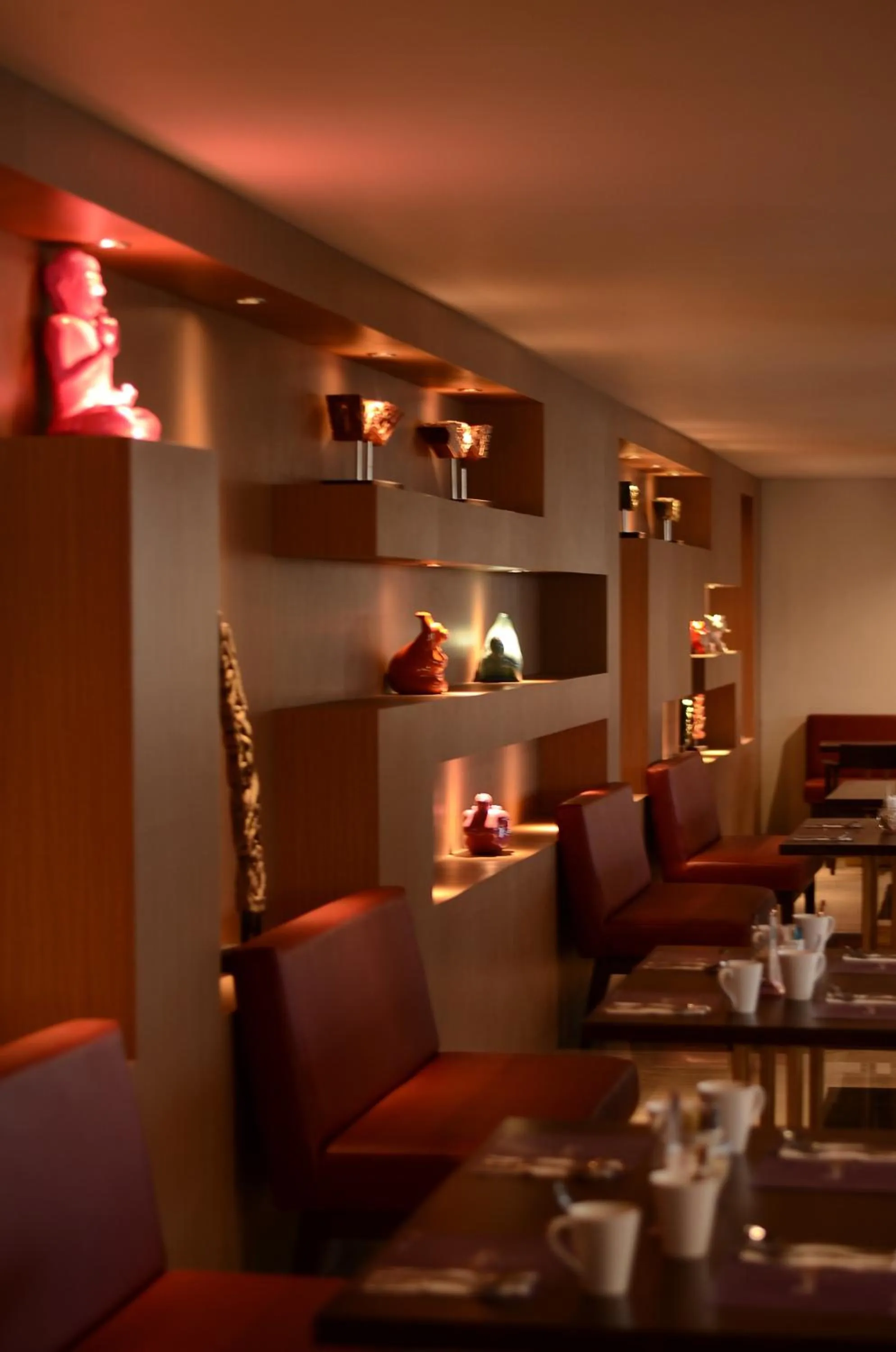 Restaurant/places to eat in Quest San Denpasar by ASTON