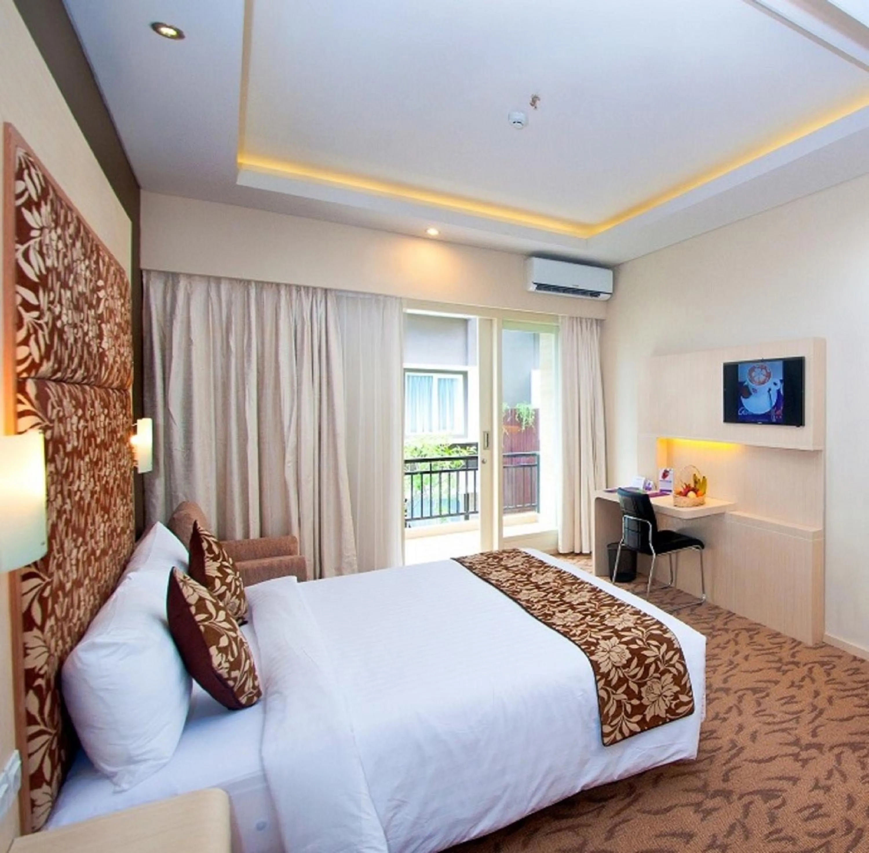 Other, Bed in Quest San Denpasar by ASTON