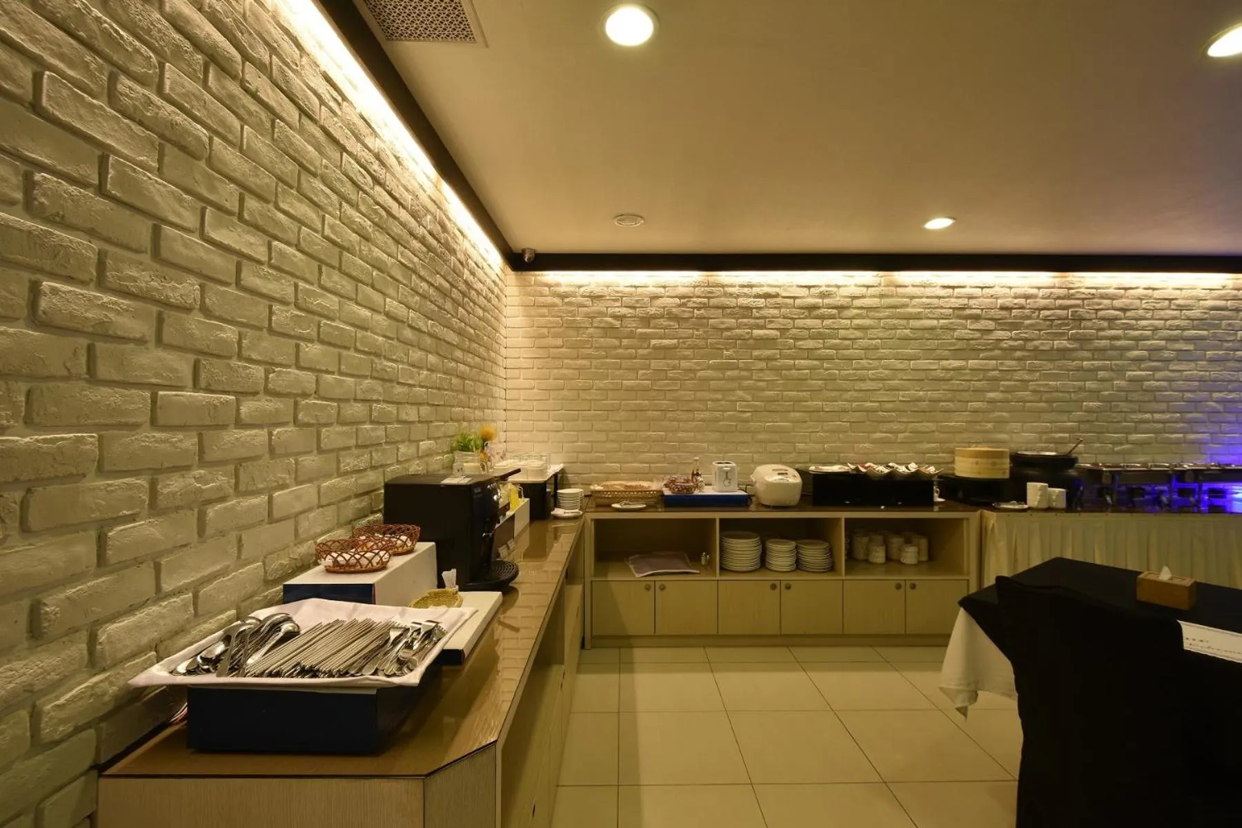 Buffet breakfast in A casa Hotel