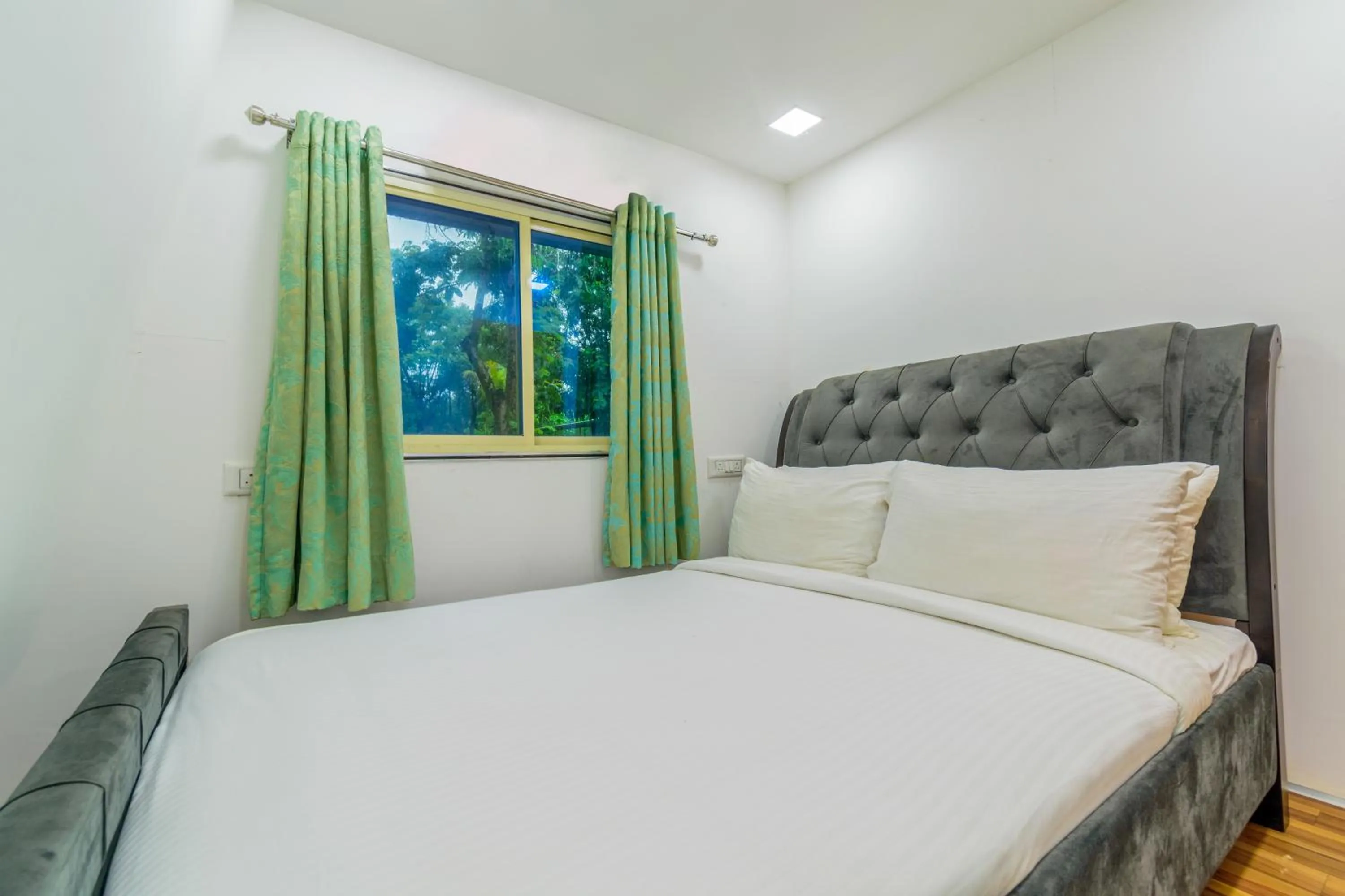 Bed in Nature Trails Durshet, Khopoli