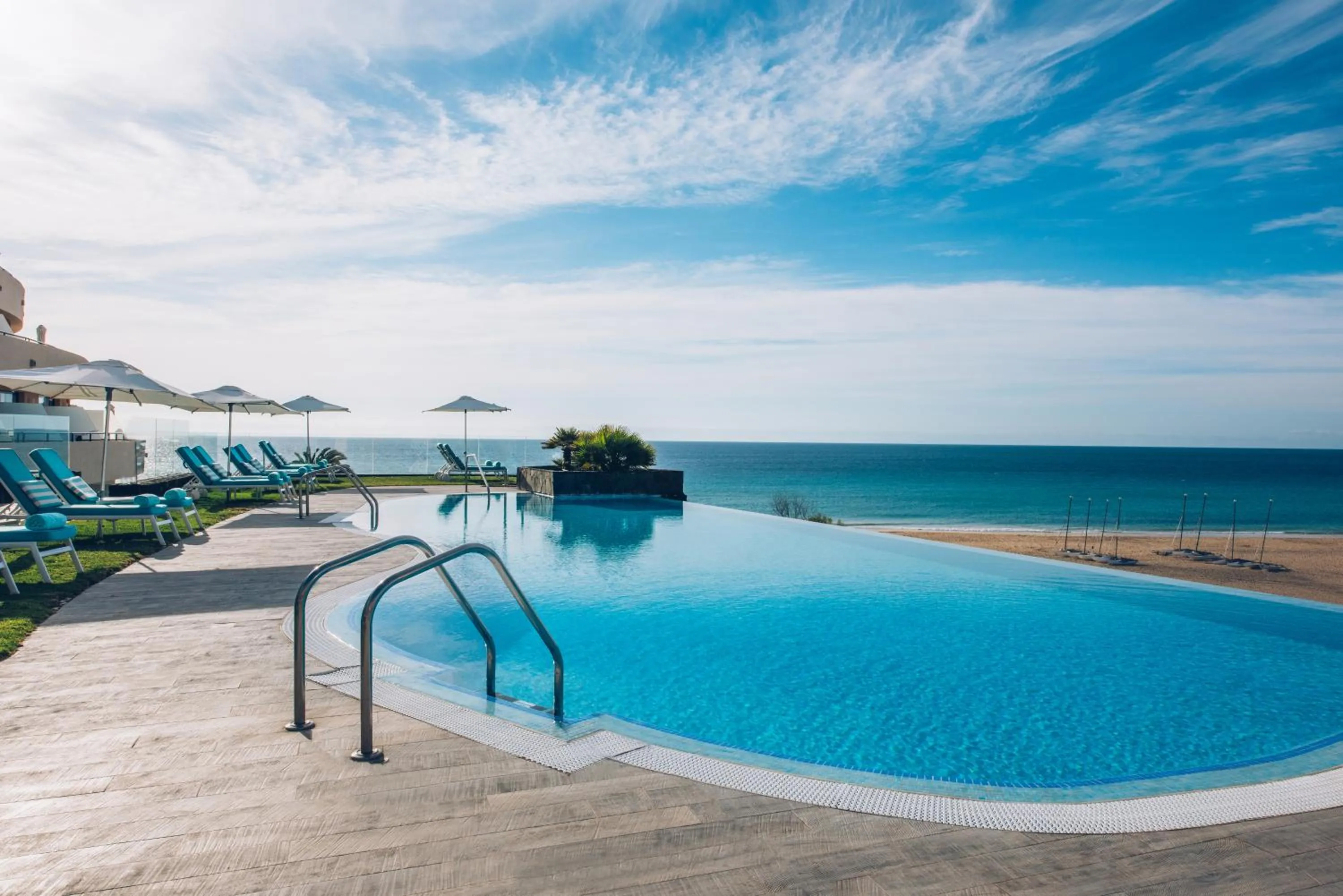 Swimming pool in Iberostar Waves Playa Gaviotas All Inclusive