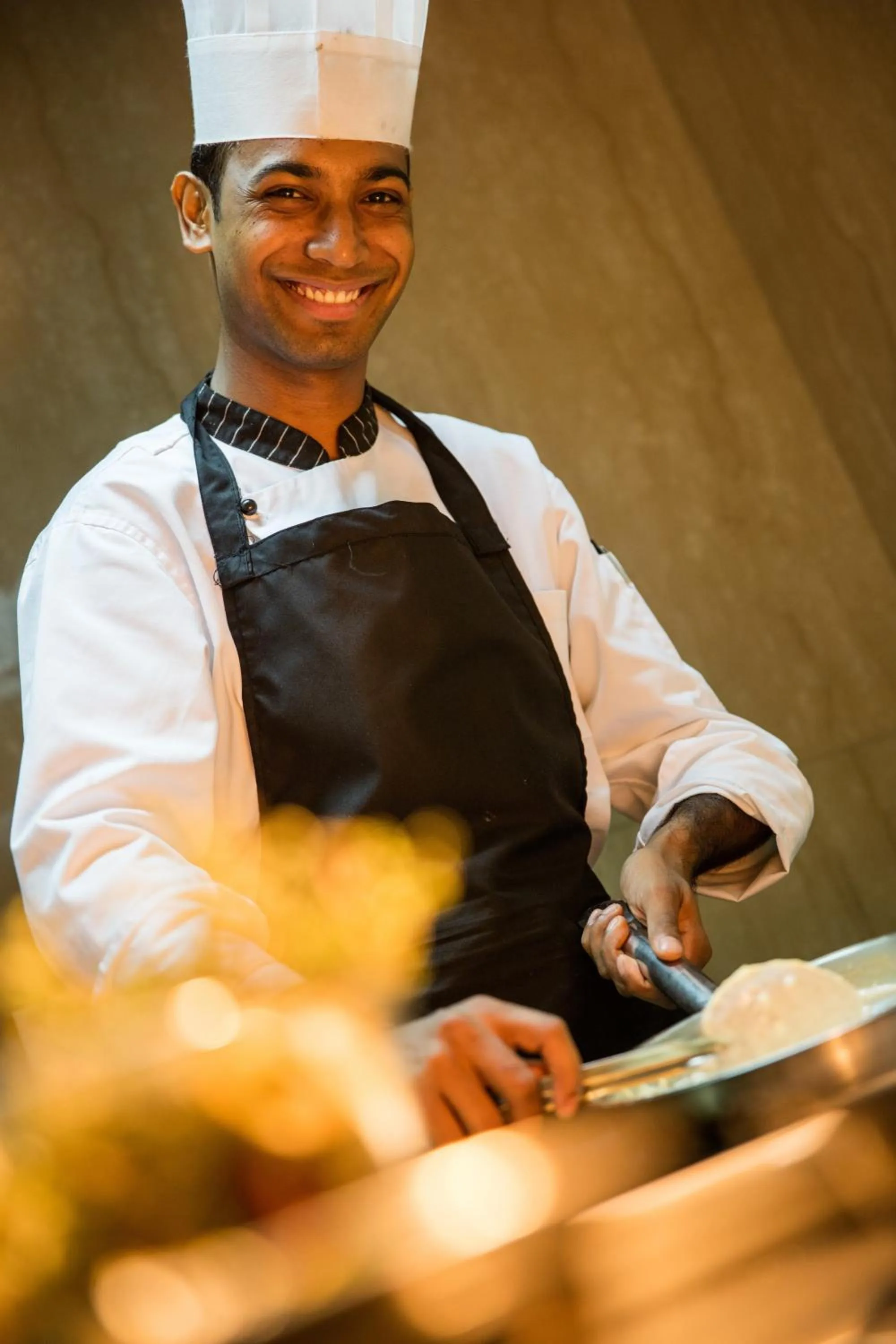 Restaurant/places to eat in Oakwood Residence Kapil Hyderabad