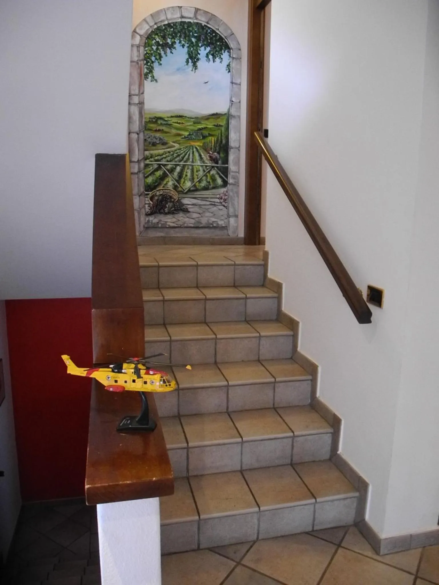 Communal lounge/ TV room in Villa Campo dei Fiori