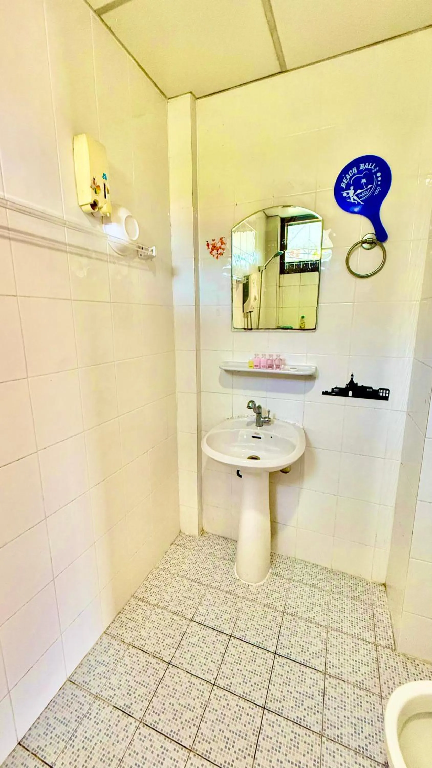 Bathroom in Hill Side Patong Hotel