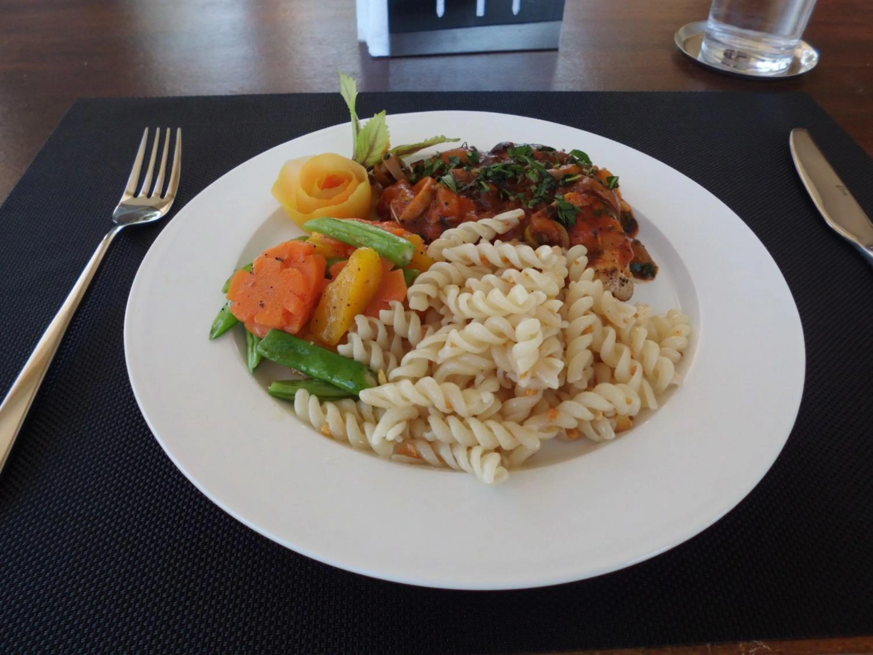 Restaurant/places to eat in The Riverhouse