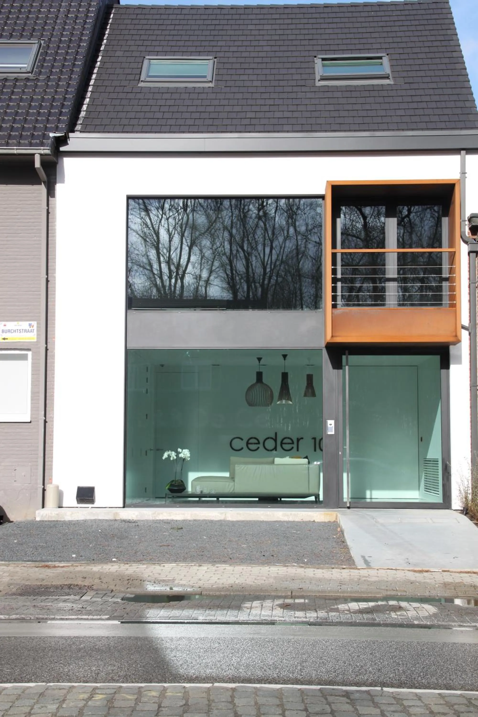 Facade/entrance in B&B Ceder10