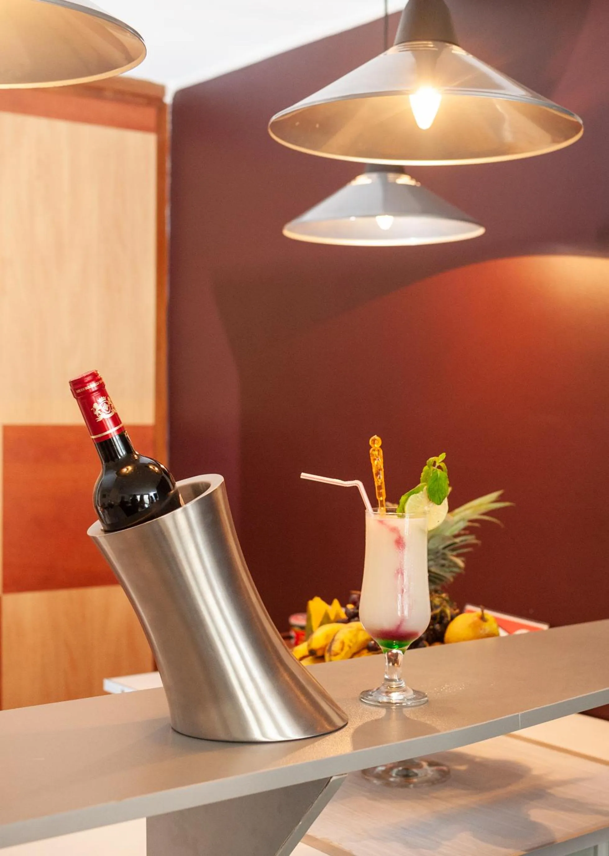 Lounge or bar in Le Grand Mellis Hôtel & Spa