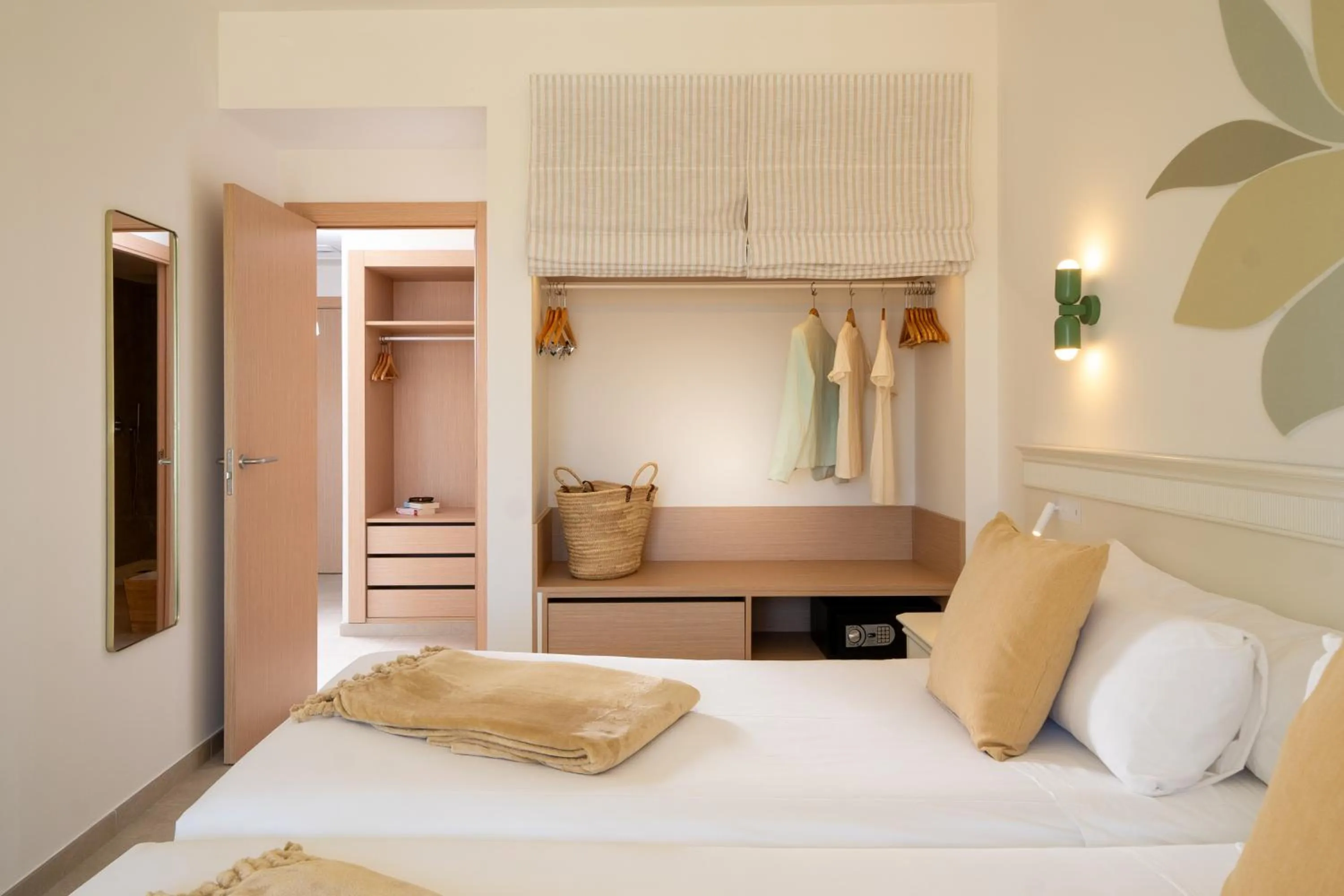 Bedroom, Bed in Iberostar Waves Gaviotas Park