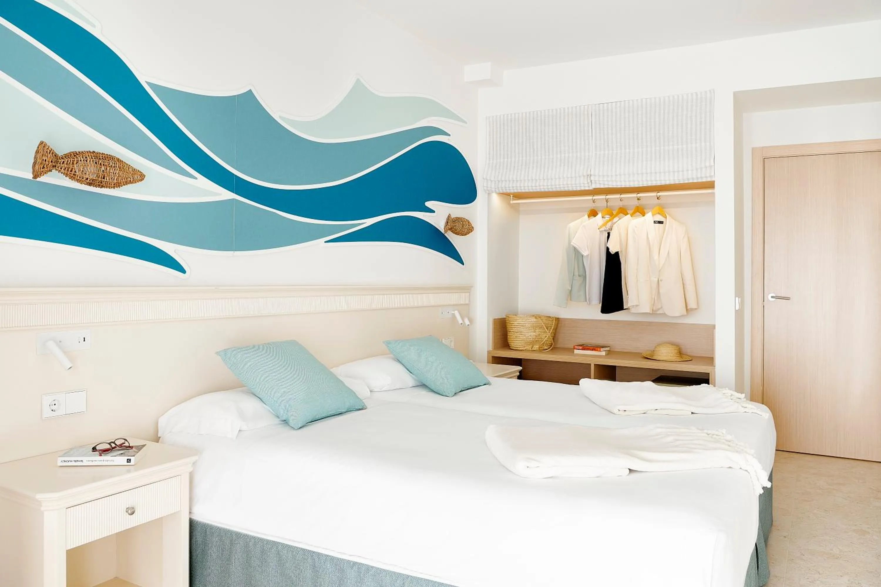 Bed in Iberostar Waves Gaviotas Park