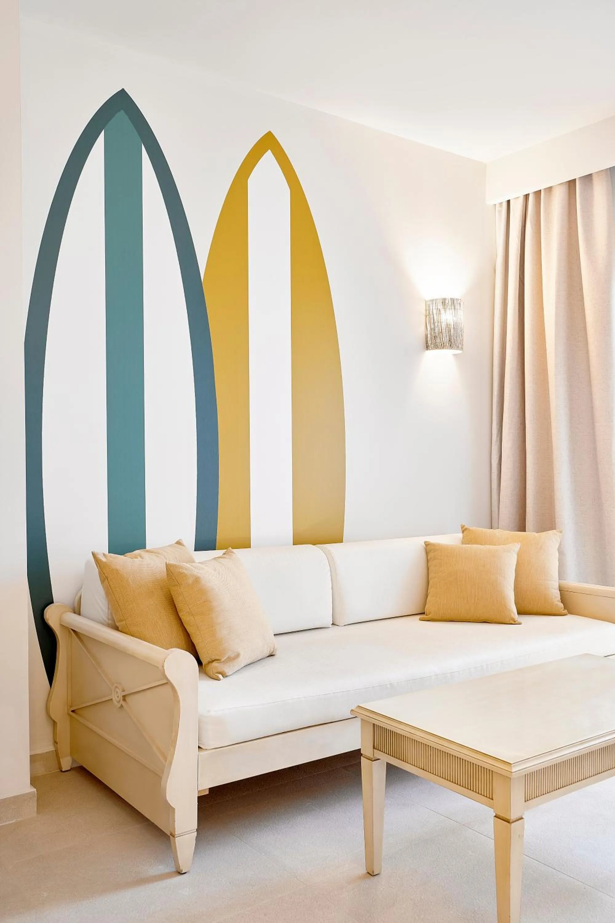 Area and facilities in Iberostar Waves Gaviotas Park