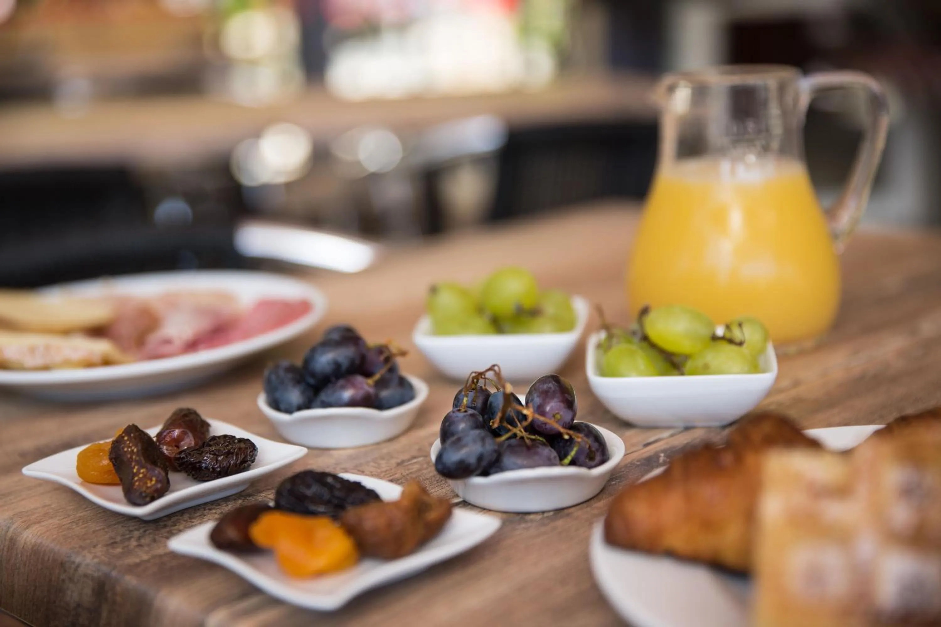 Breakfast in Les Chalets du Périgord