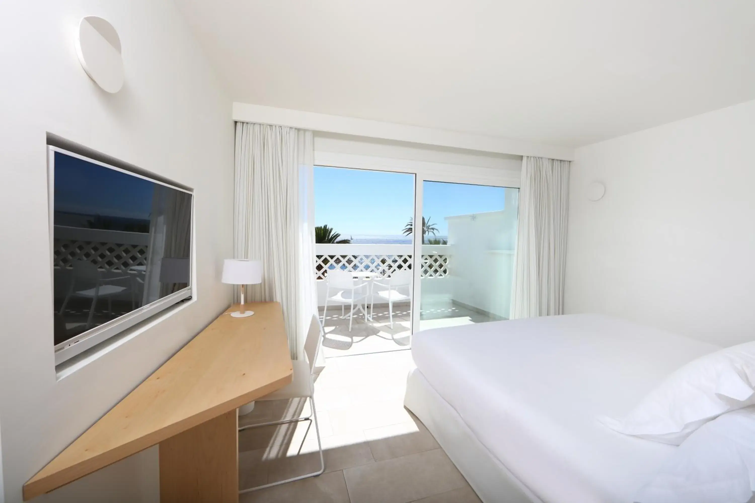 Star Prestige Junior Suite Side Sea View Single Use - single occupancy in Iberostar Selection Lanzarote Park Star Prestige Junior Suite Side Sea View Single Use - single occupancy in Iberostar Selection Lanzarote Park