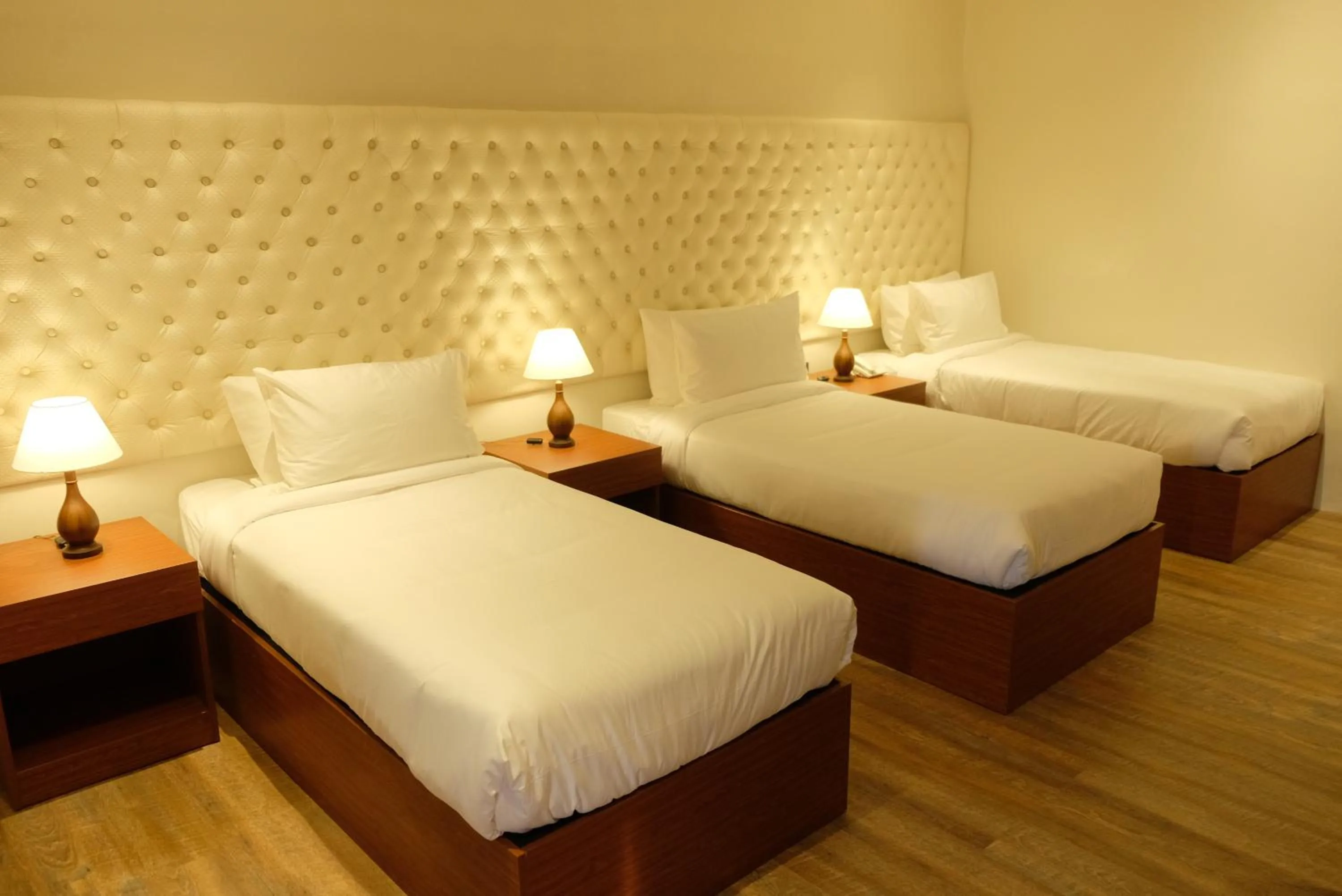 Bed in Villa Isabel Hotel