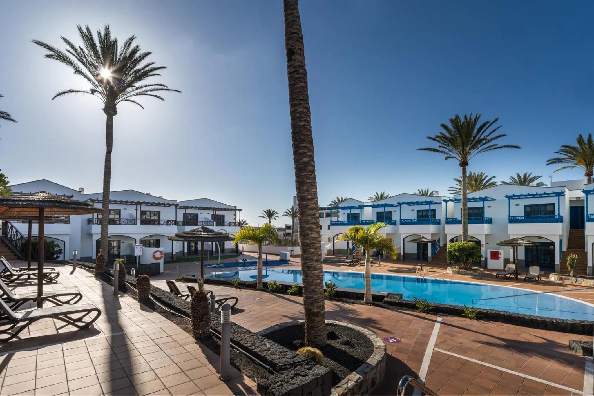 Pool view in Hotel Mirador Papagayo by LIVVO