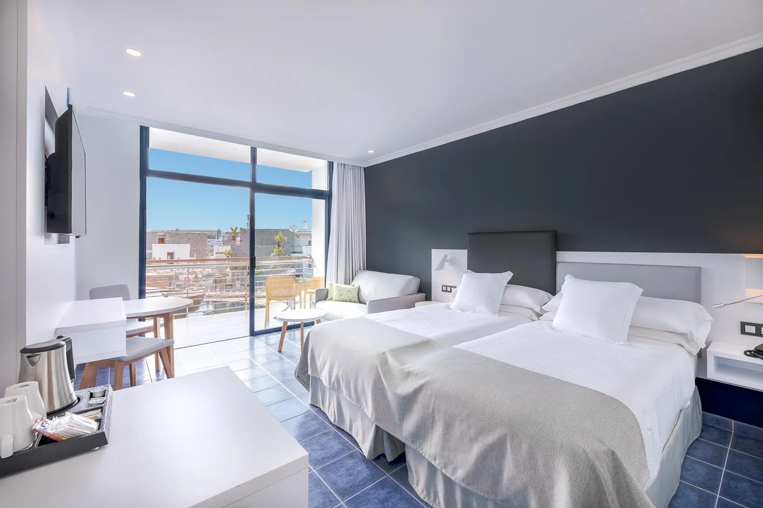 Bedroom, Bed in Hotel Mirador Papagayo by LIVVO