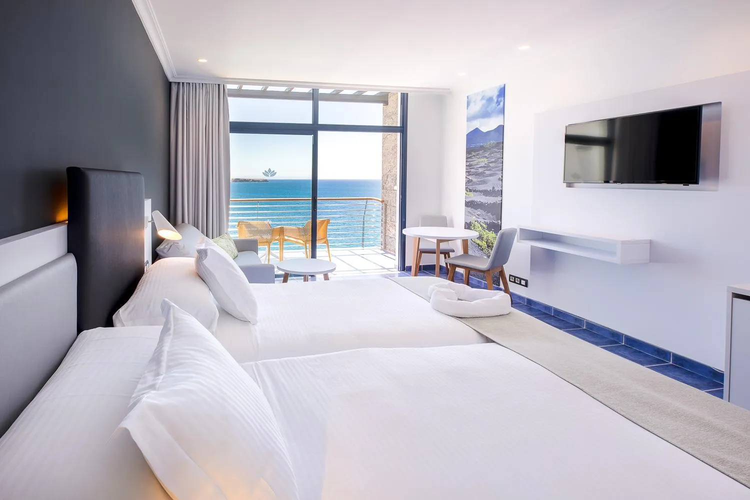 Bedroom, Bed in Hotel Mirador Papagayo by LIVVO