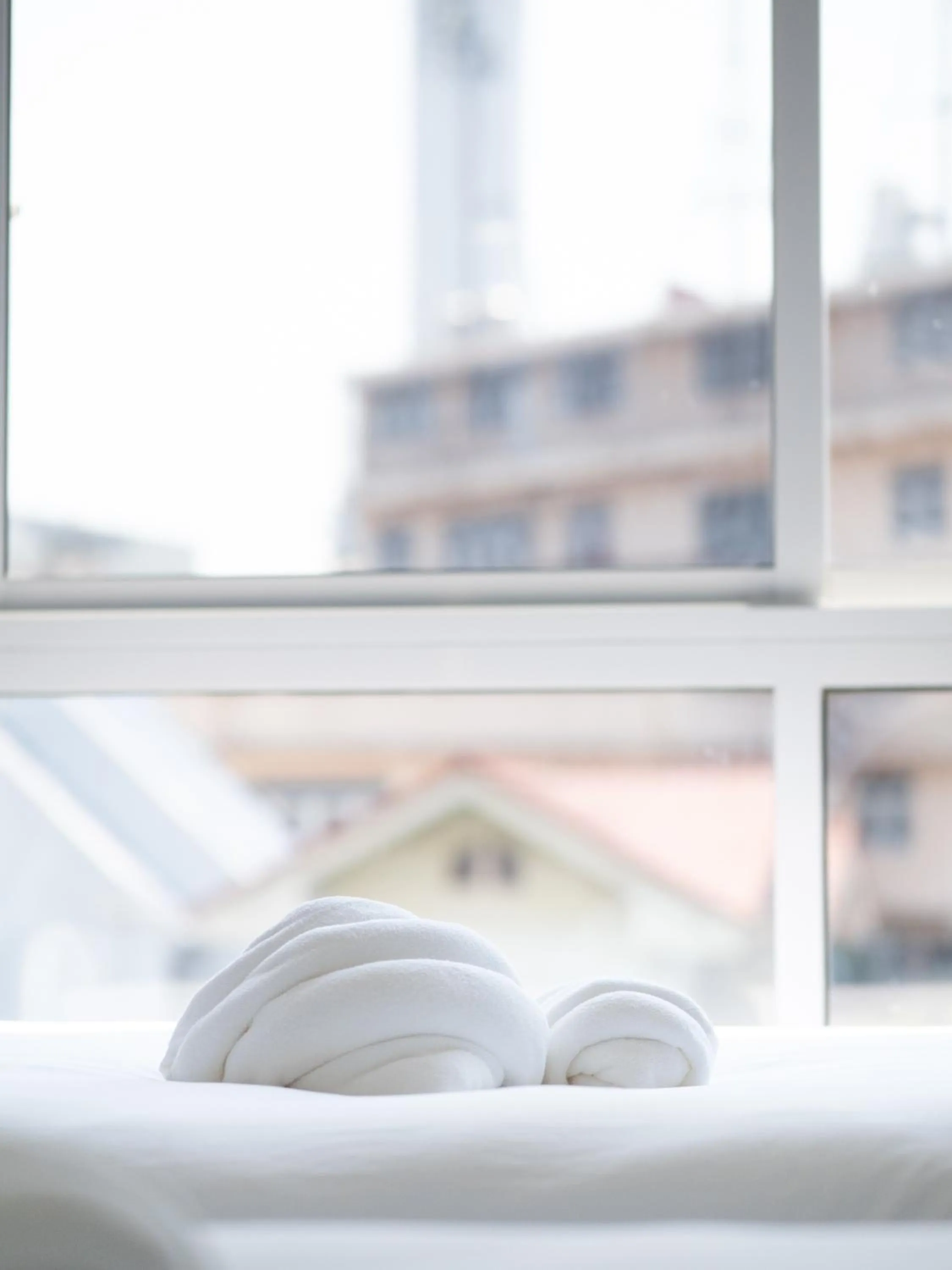 Bed in Samutprakarn Hotel