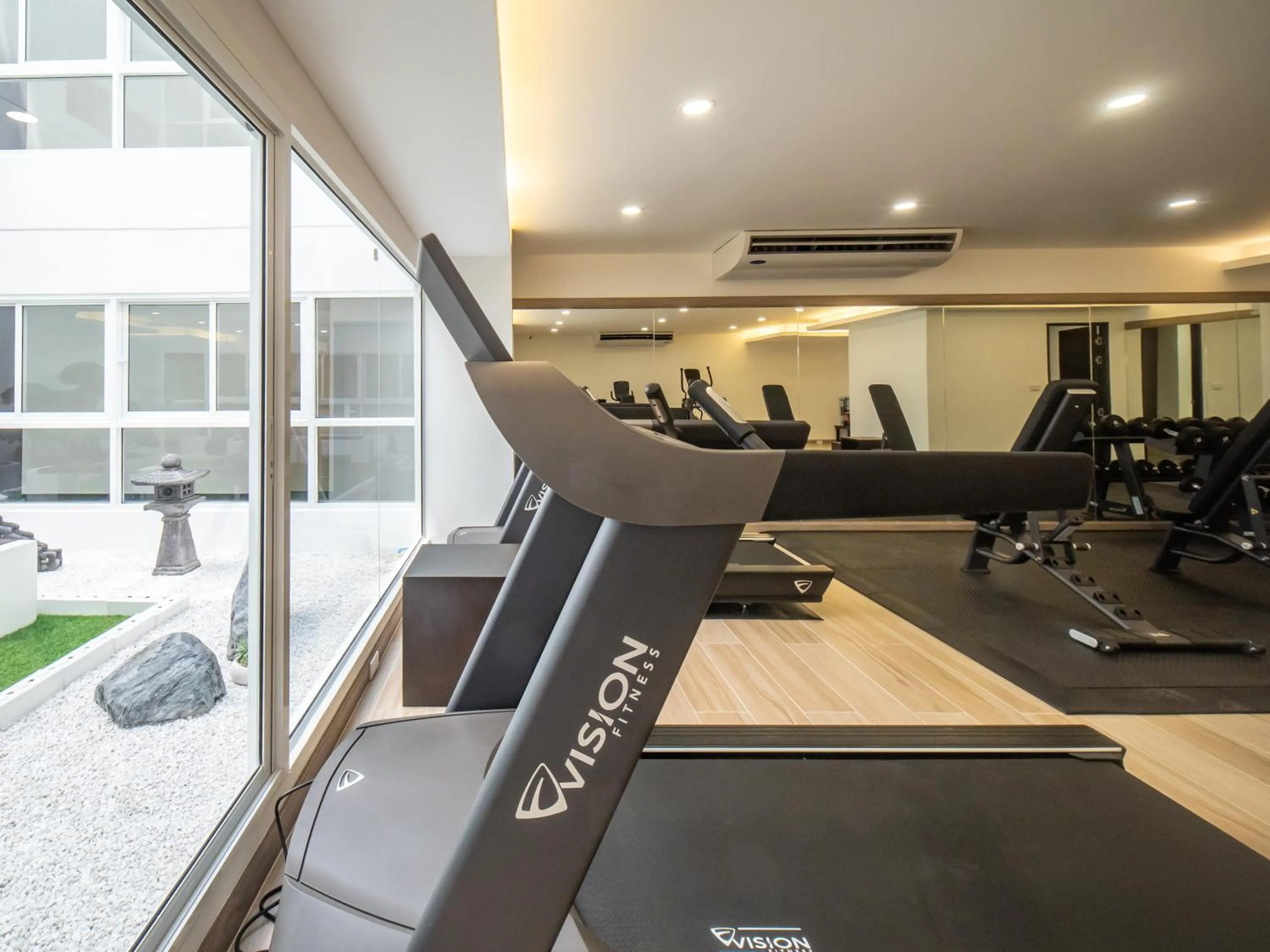 Fitness centre/facilities in Samutprakarn Hotel