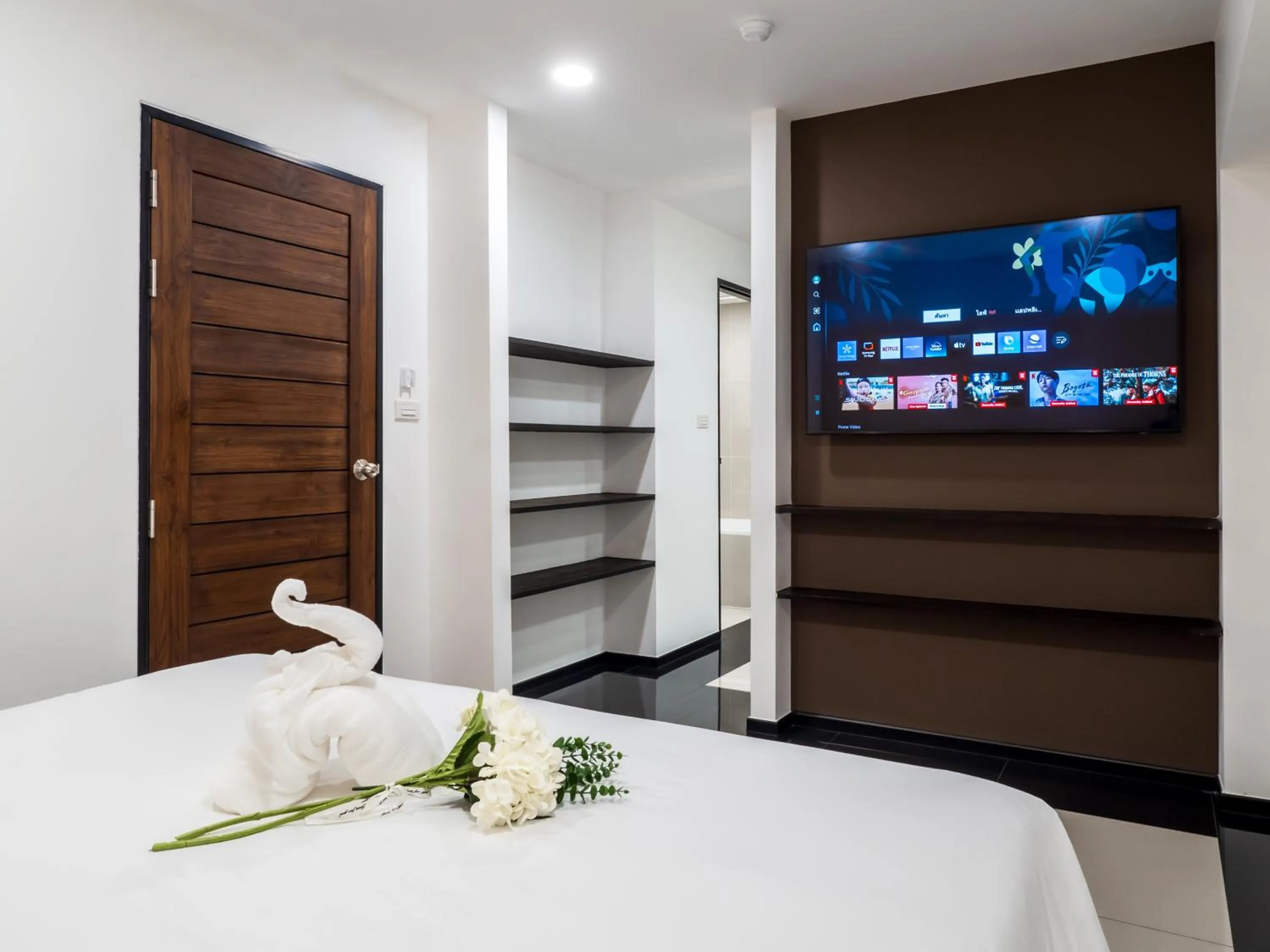 Bedroom, Bed in Samutprakarn Hotel