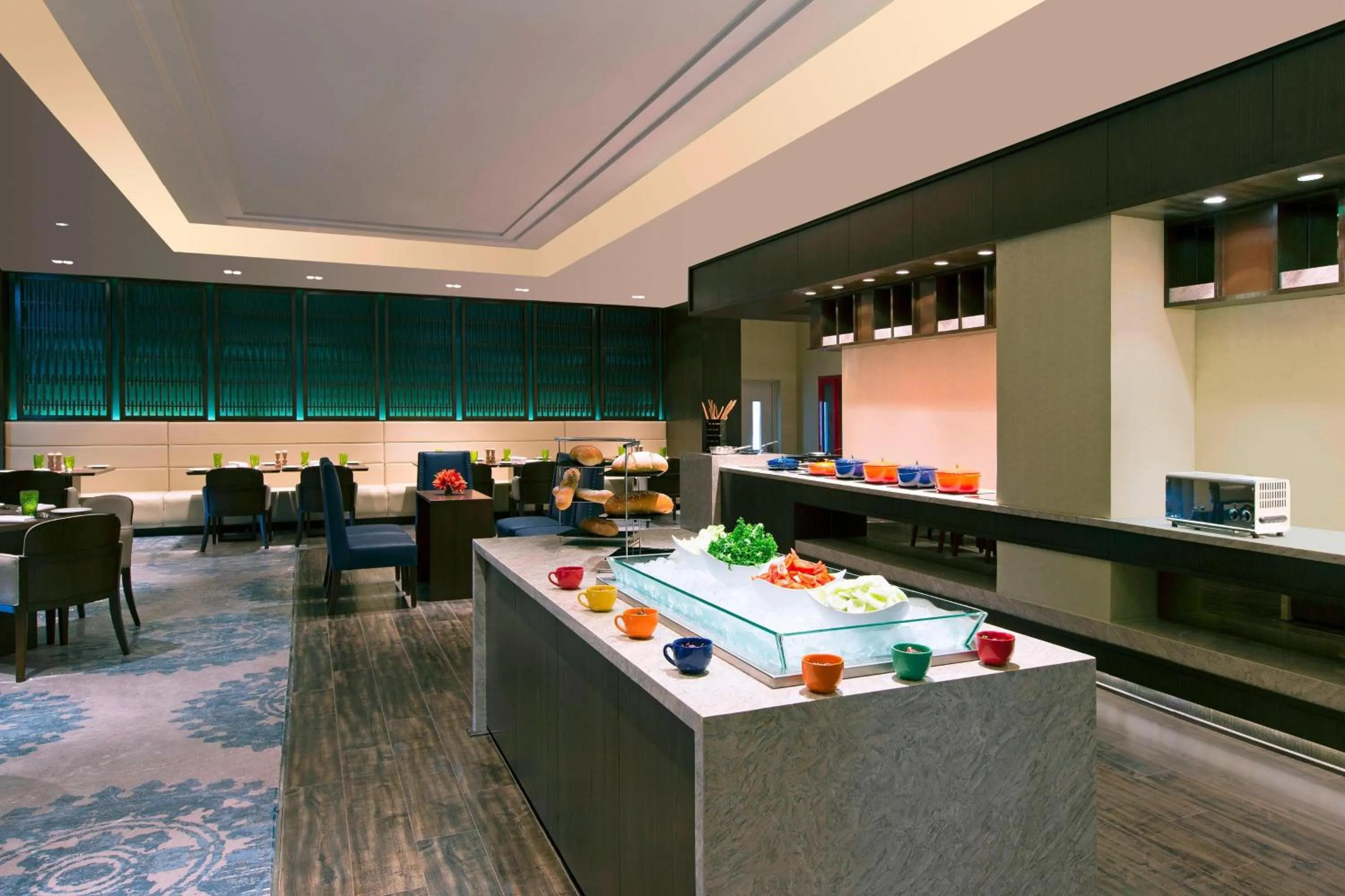 Restaurant/places to eat in Sheraton Hyderabad Hotel