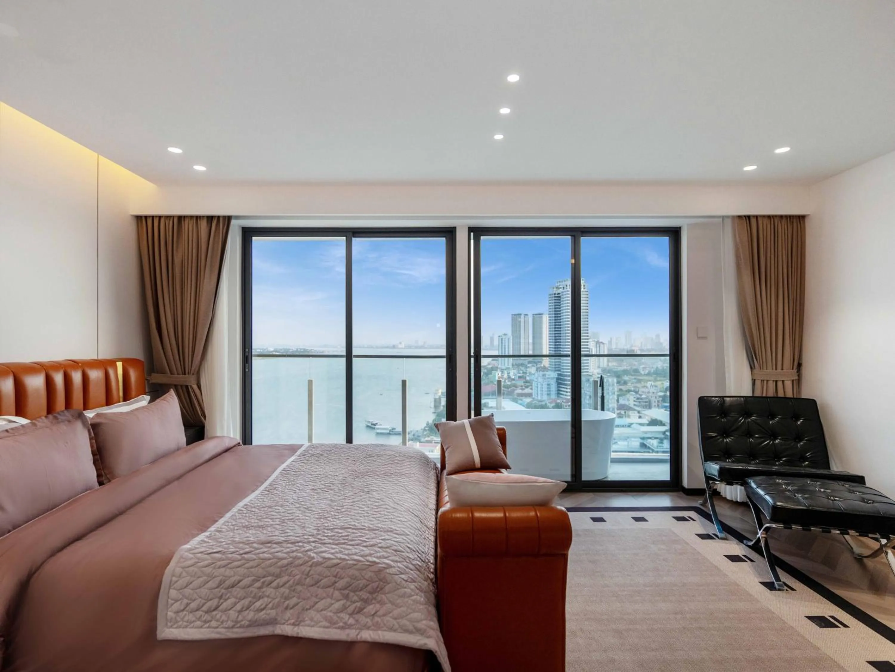 Bed in Merton Holiday Inn