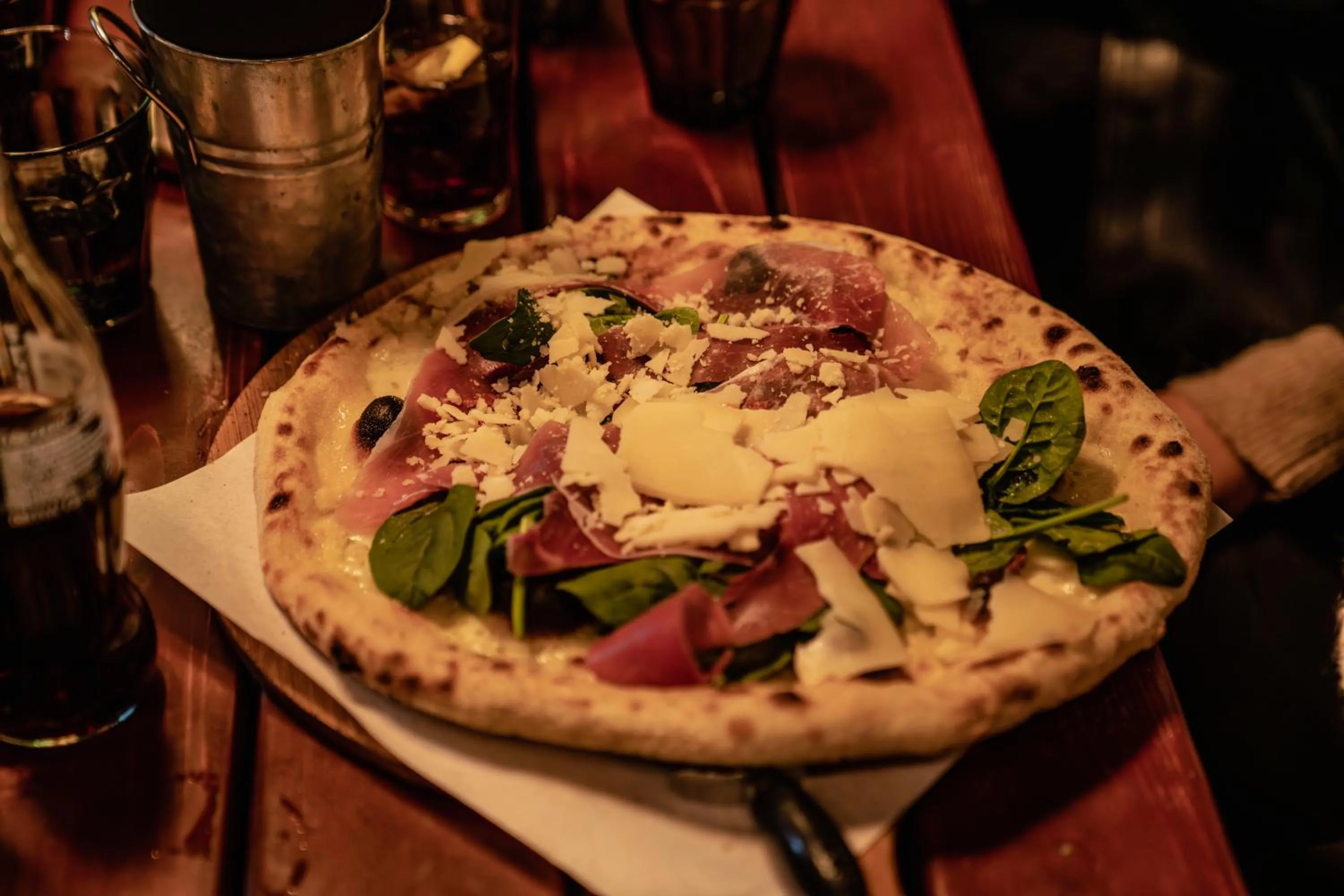 Restaurant/places to eat in Hotel Point