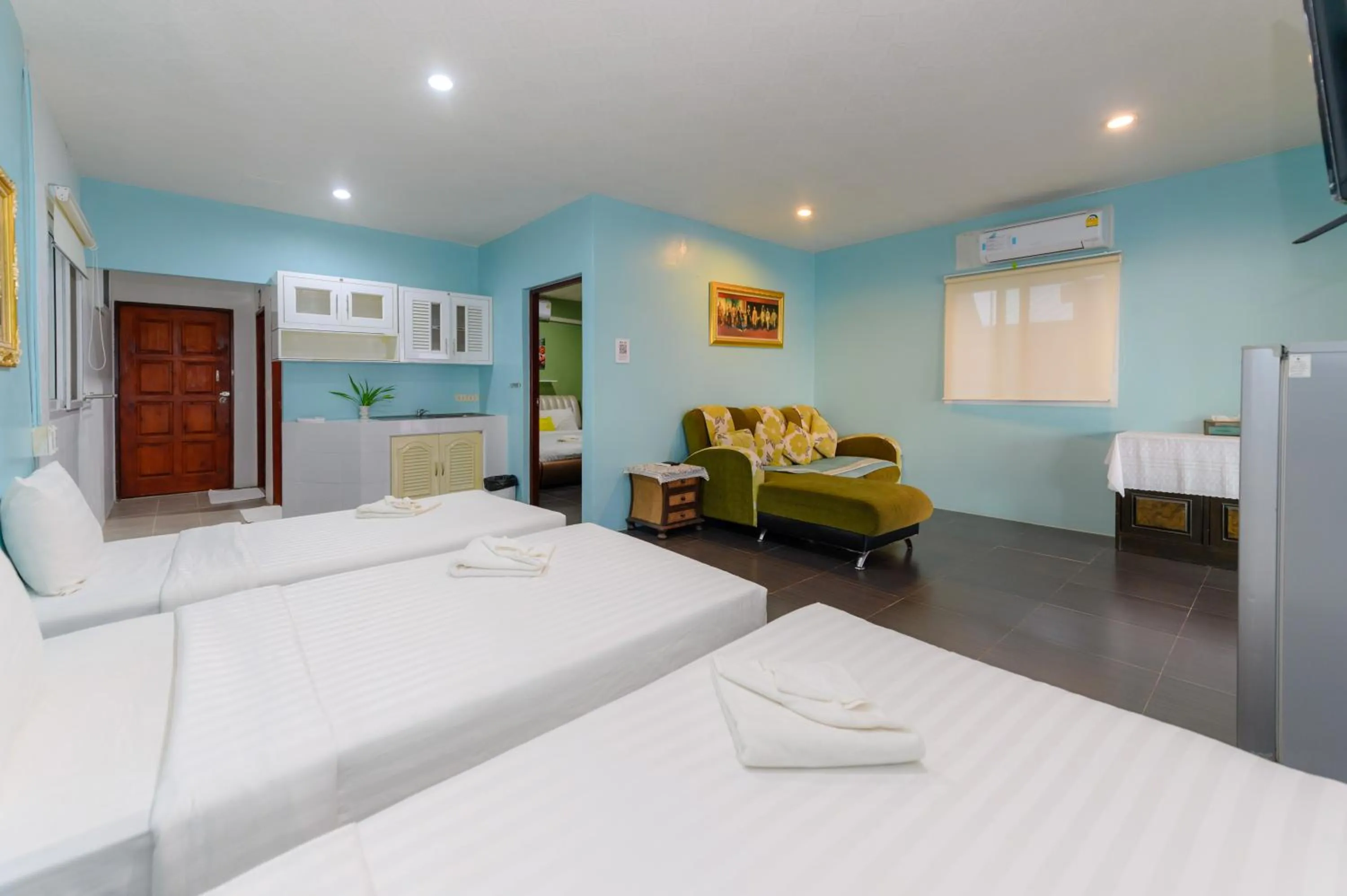 Bedroom, Bed in Kongkhamkoon Hotel