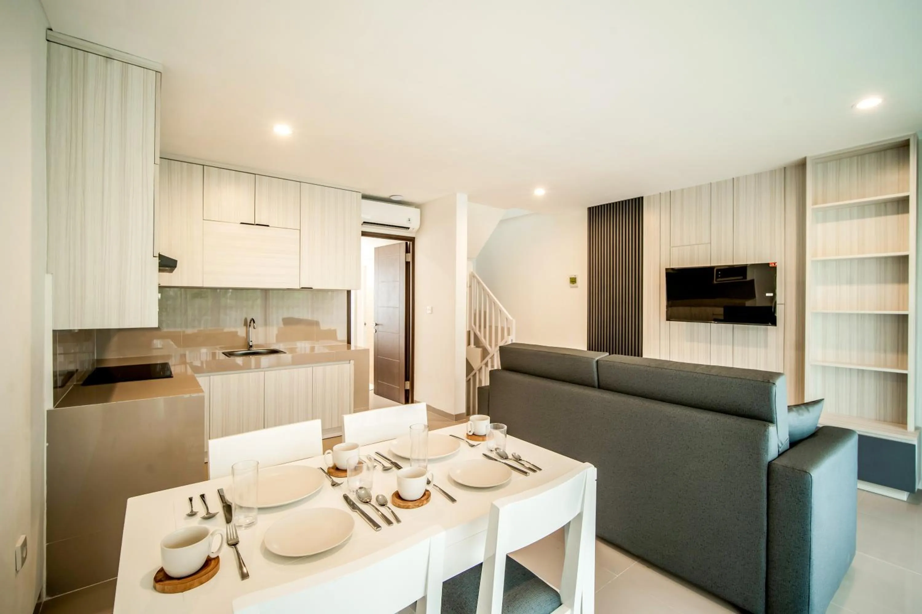 Dining area in Artha Villa Pererenan By Fays Hospitality