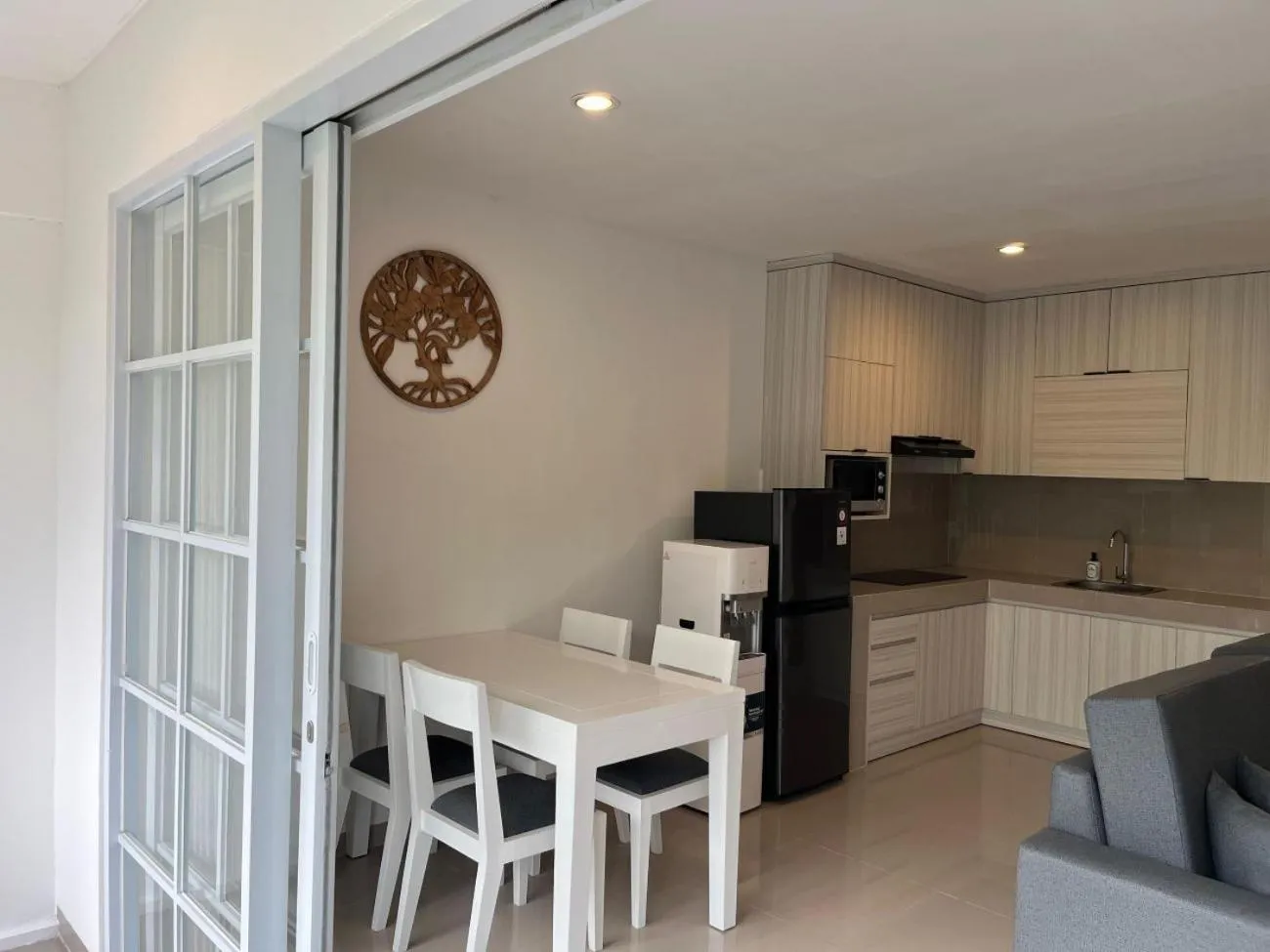 Kitchen or kitchenette in Artha Villa Pererenan By Fays Hospitality