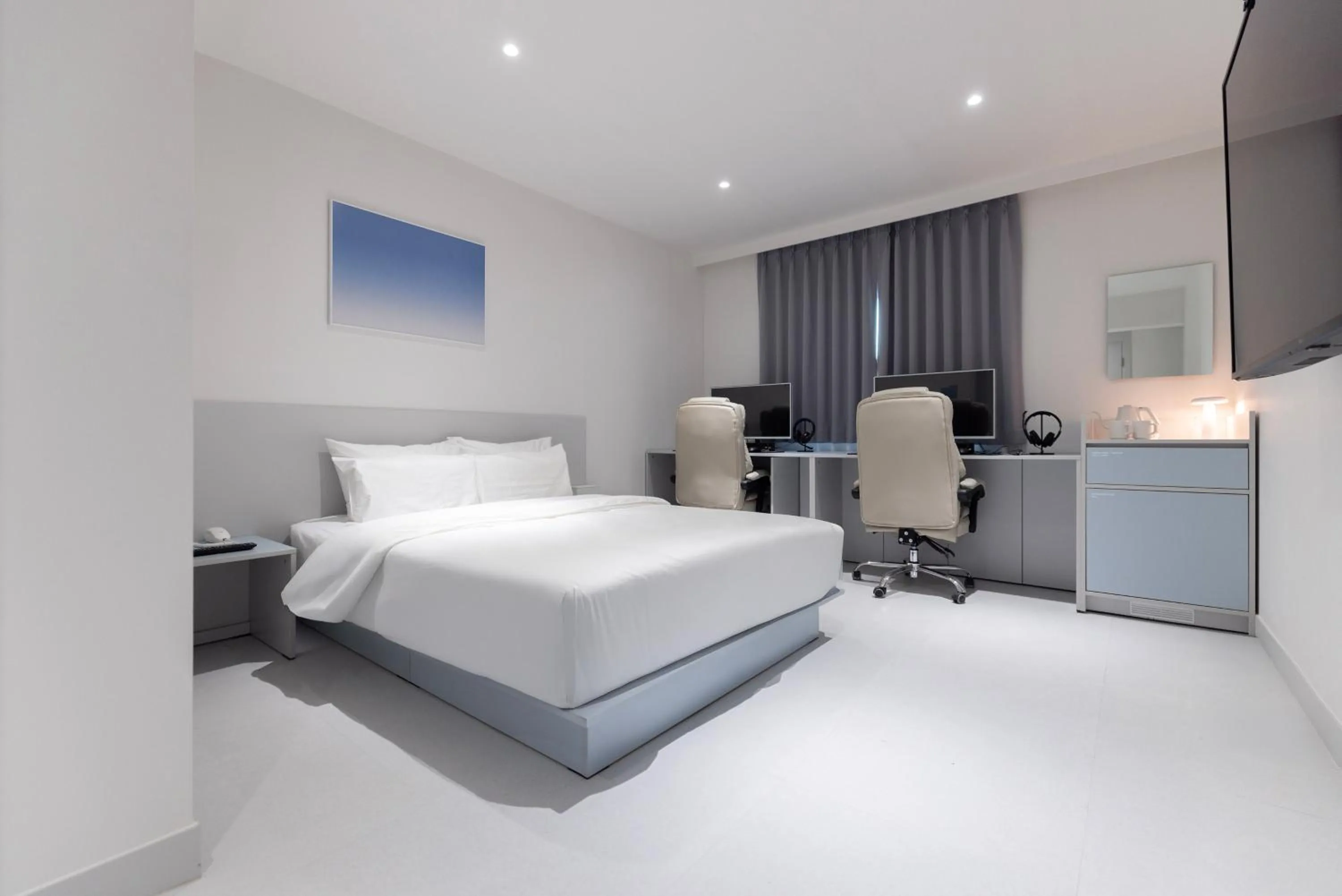 Bed in Aank Ryokan x Aank Air Cheongju