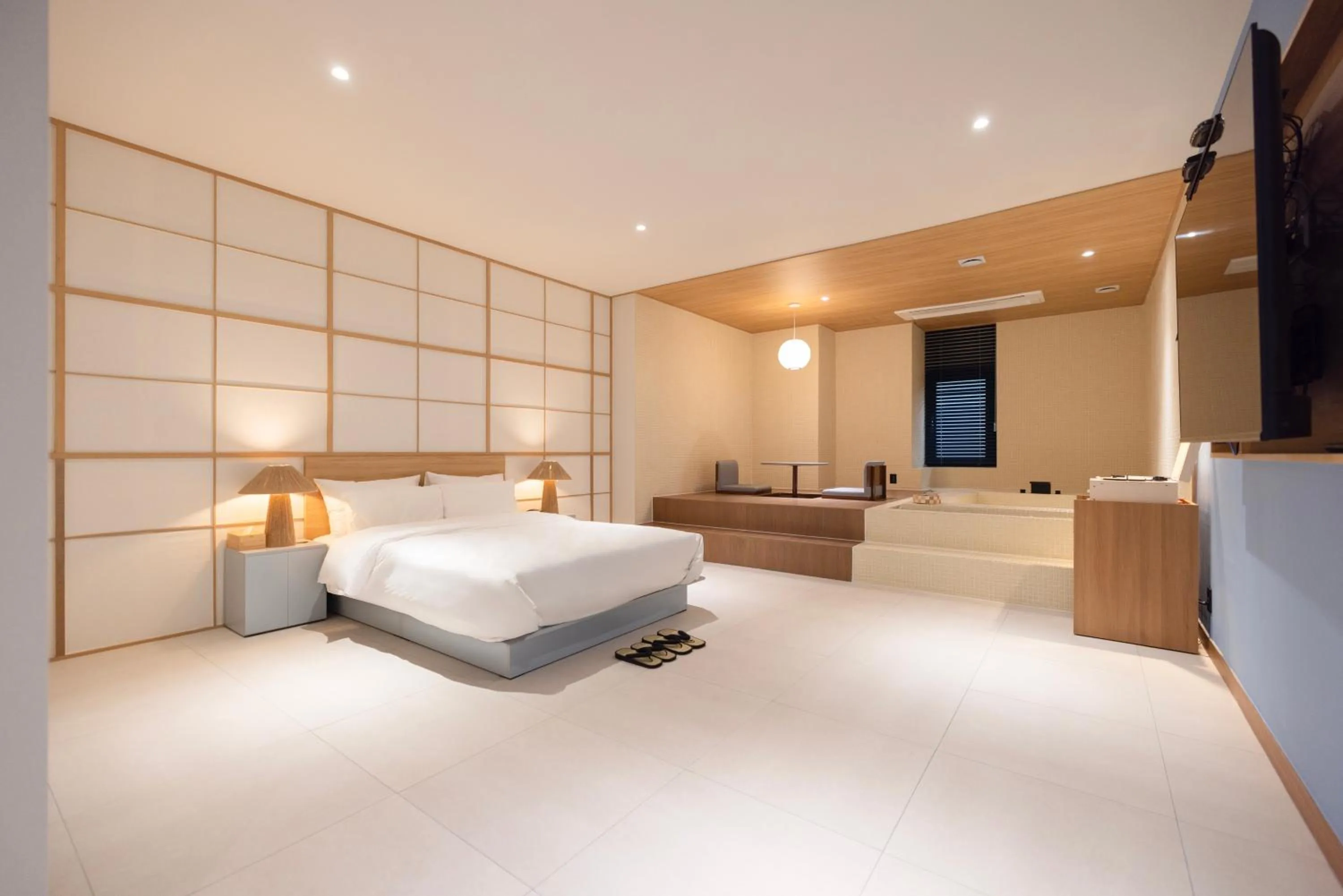 Bed in Aank Ryokan x Aank Air Cheongju