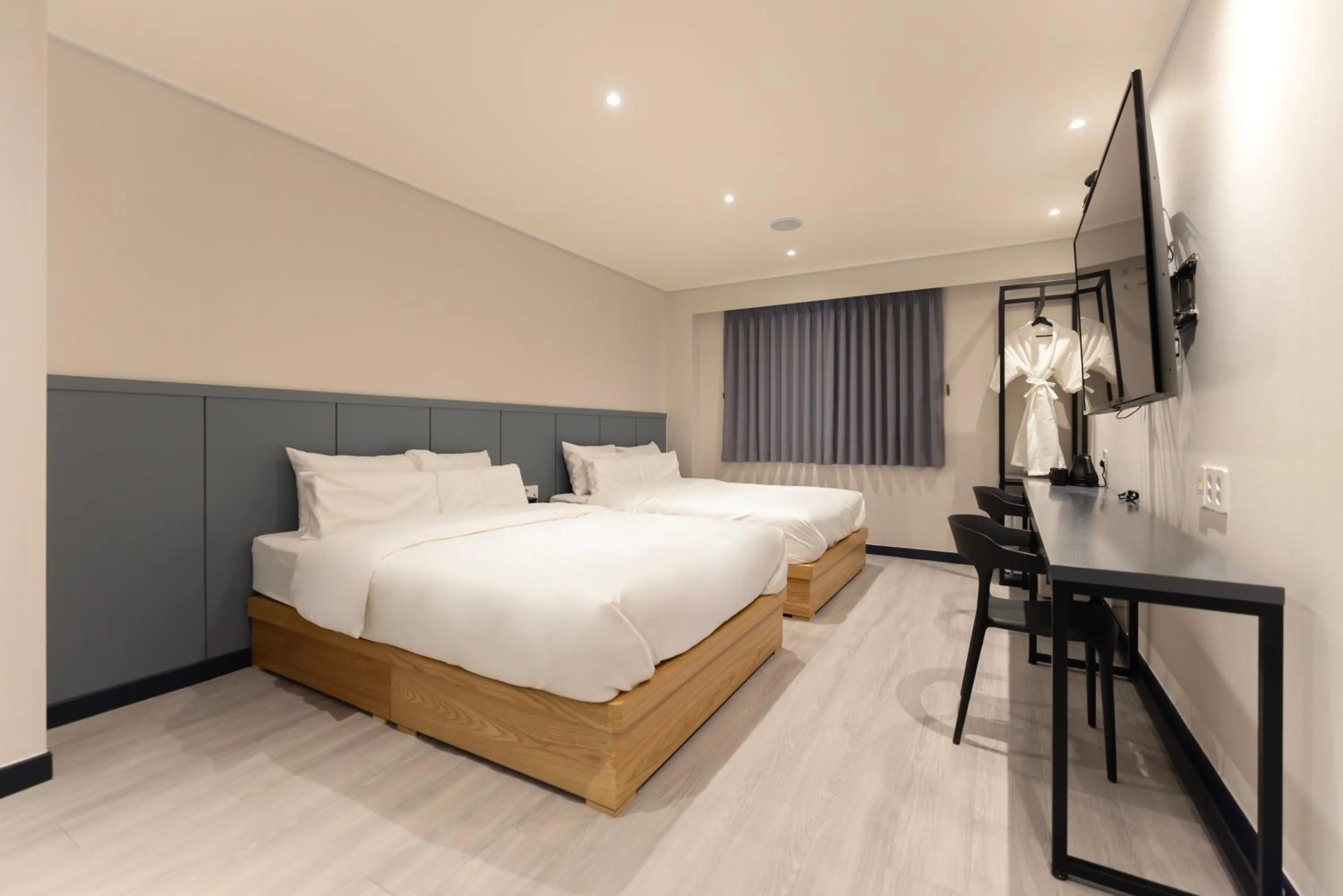 Bed in Aank Ryokan x Aank Air Cheongju