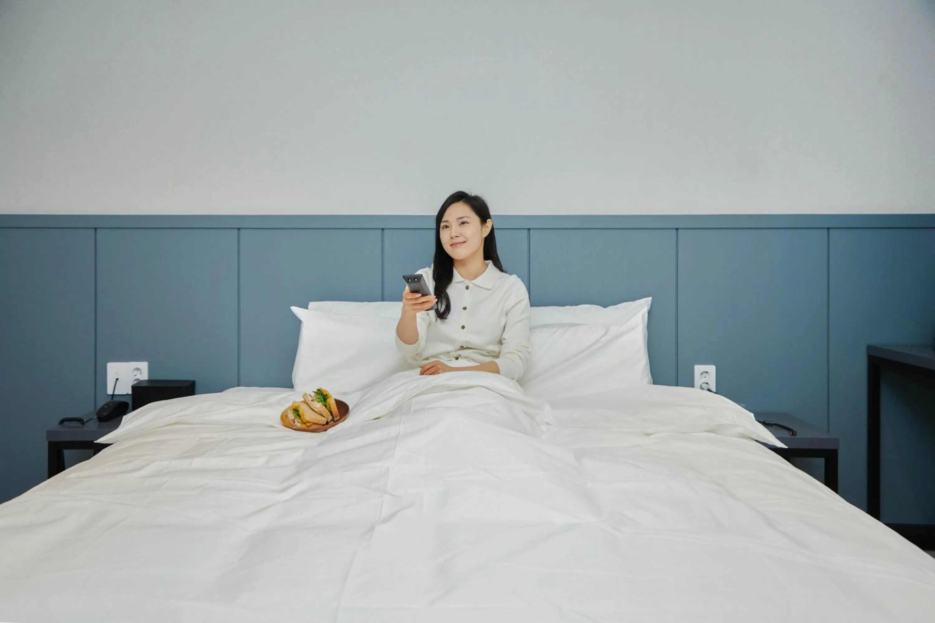 Bed in Aank Ryokan x Aank Air Cheongju