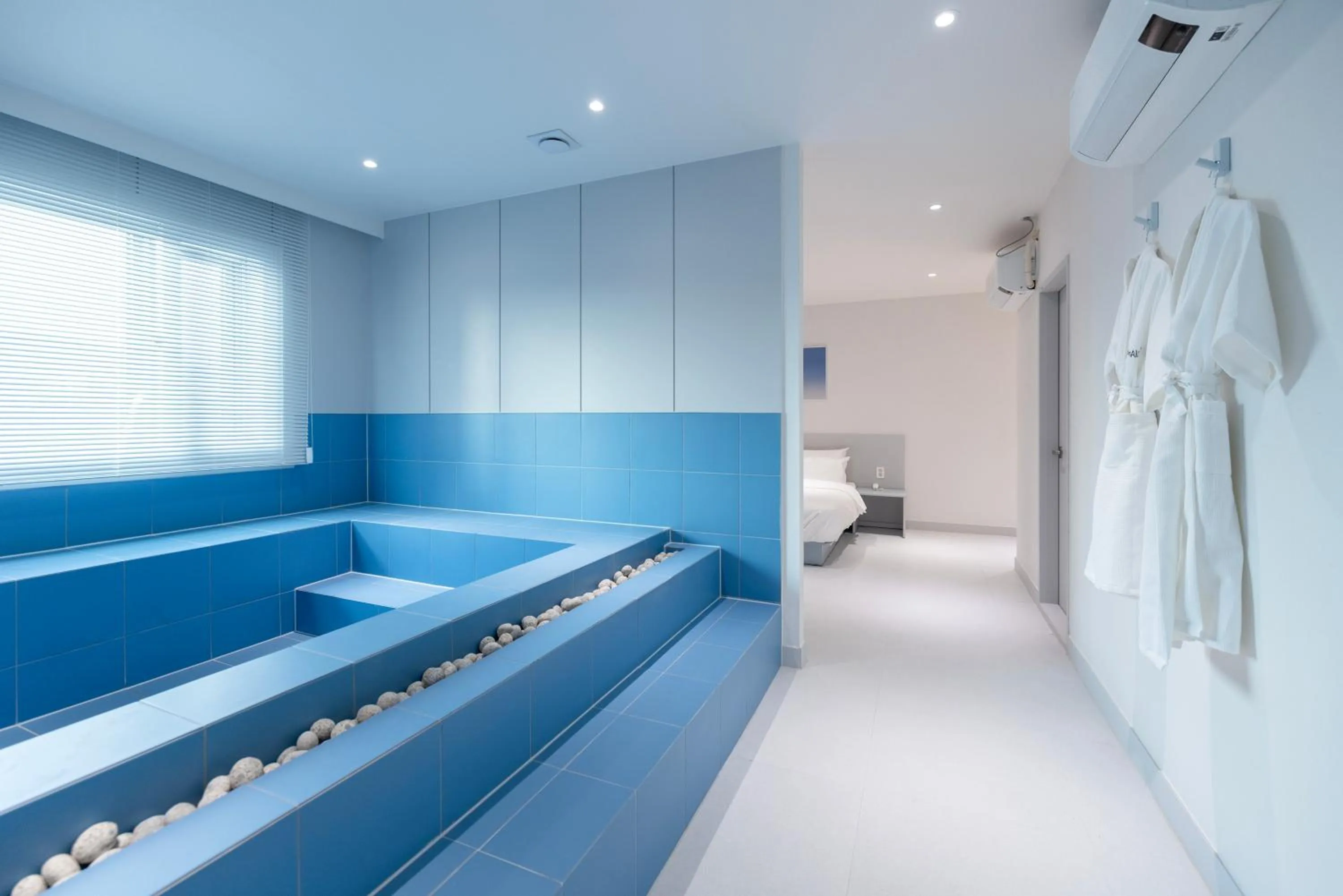 Bed in Aank Ryokan x Aank Air Cheongju