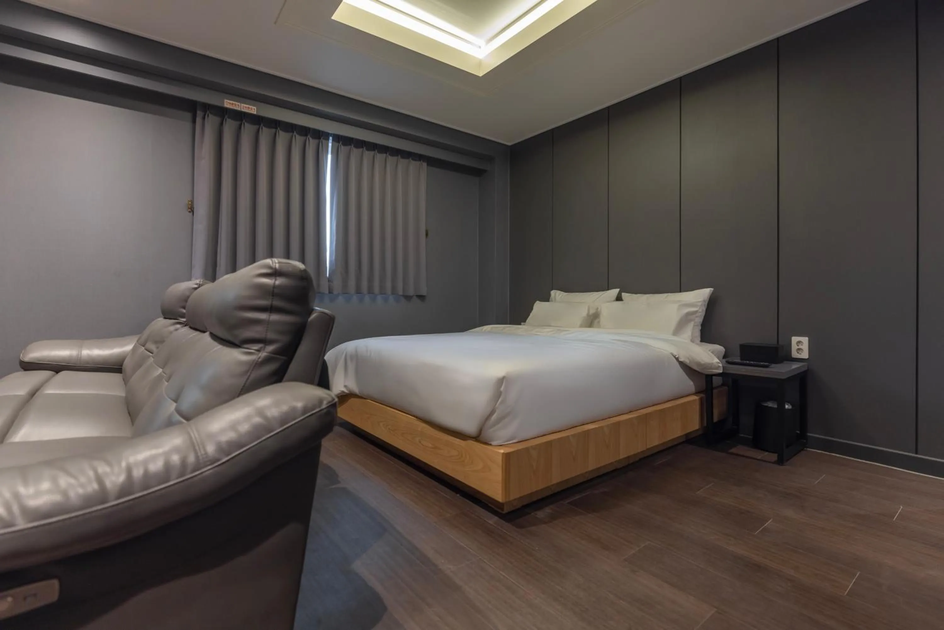 Bed in Aank Ryokan x Aank Air Cheongju