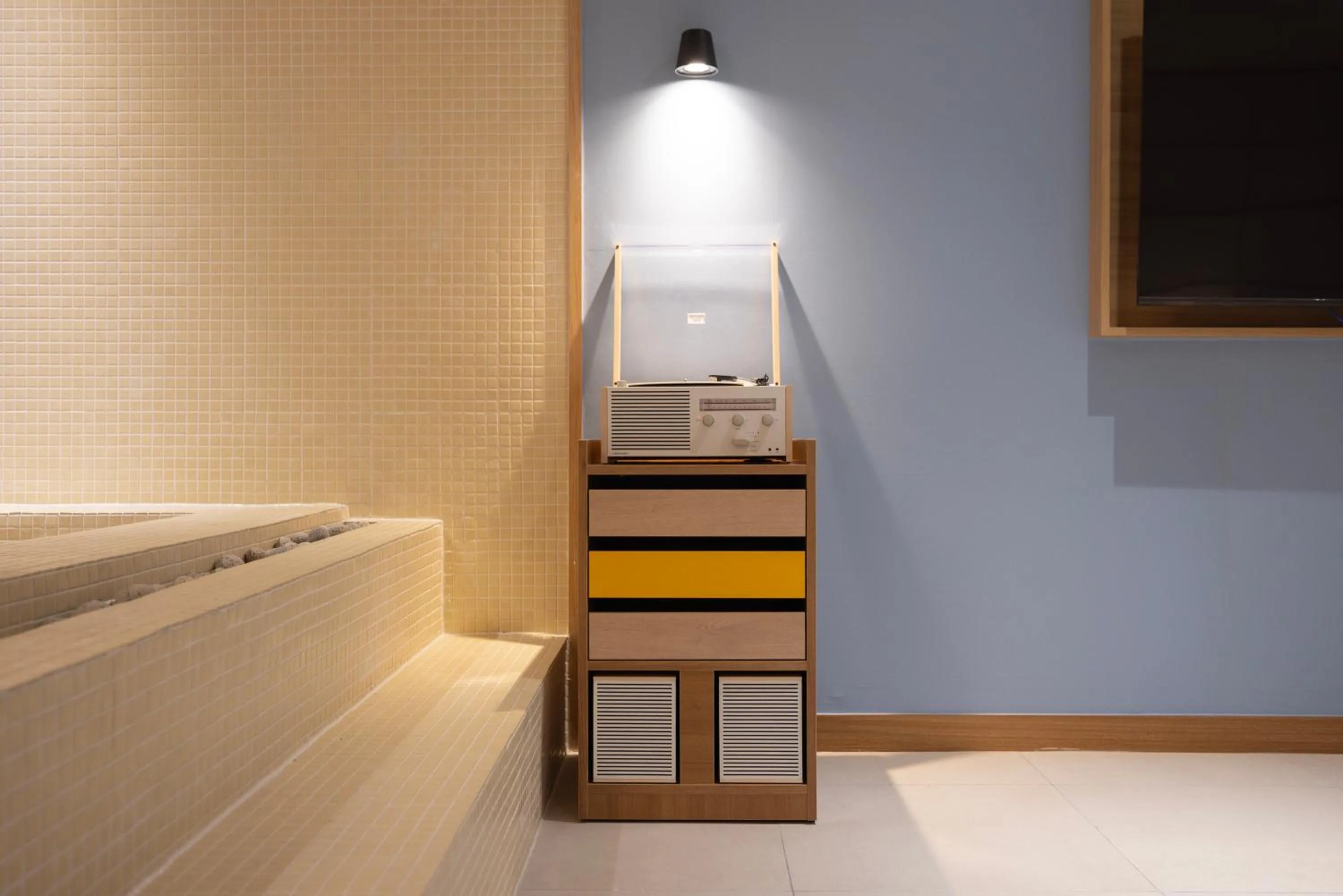 Bed in Aank Ryokan x Aank Air Cheongju