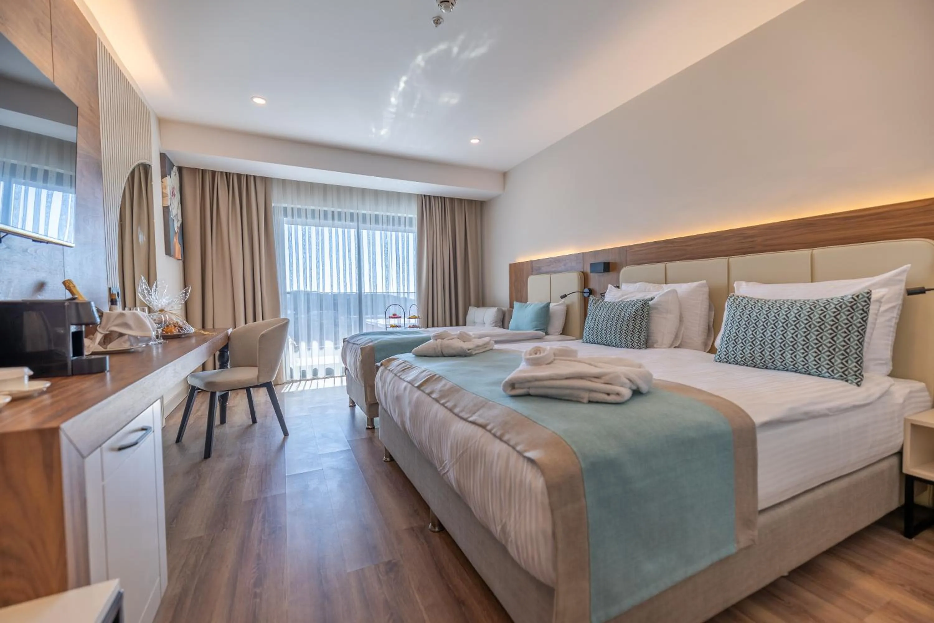 Side Moon Palace Hotel