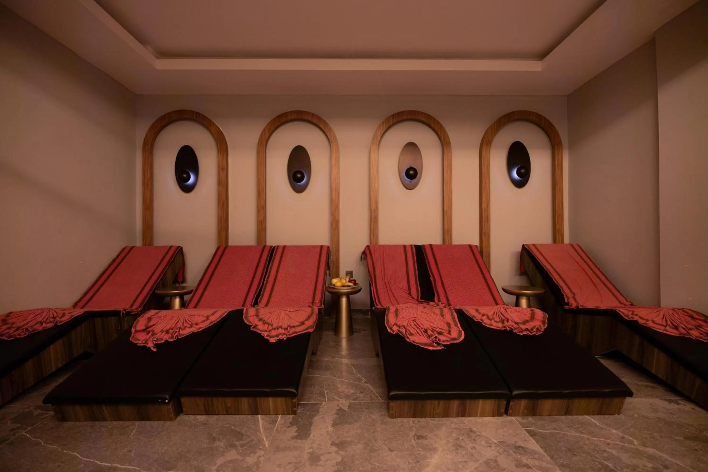 Side Moon Palace Hotel