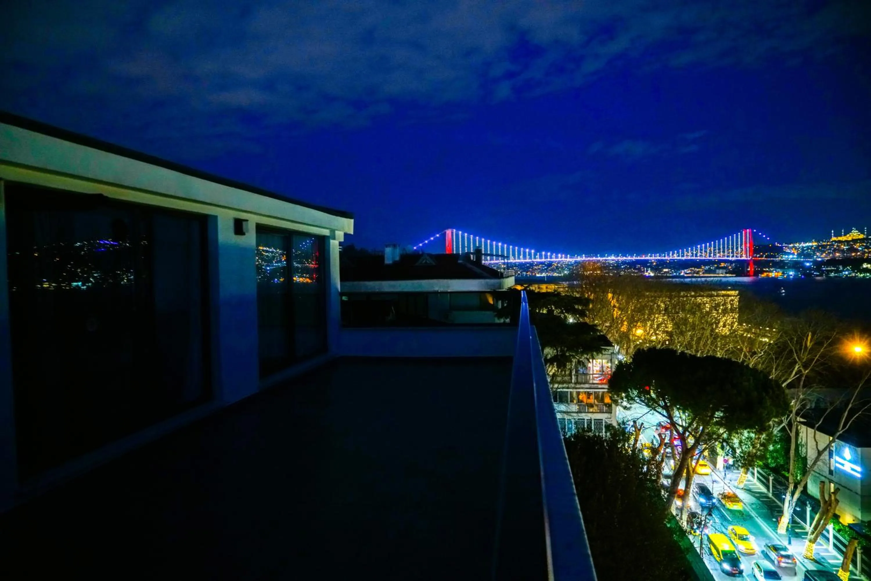 Night in Elite World Homes Istanbul Bosphorus